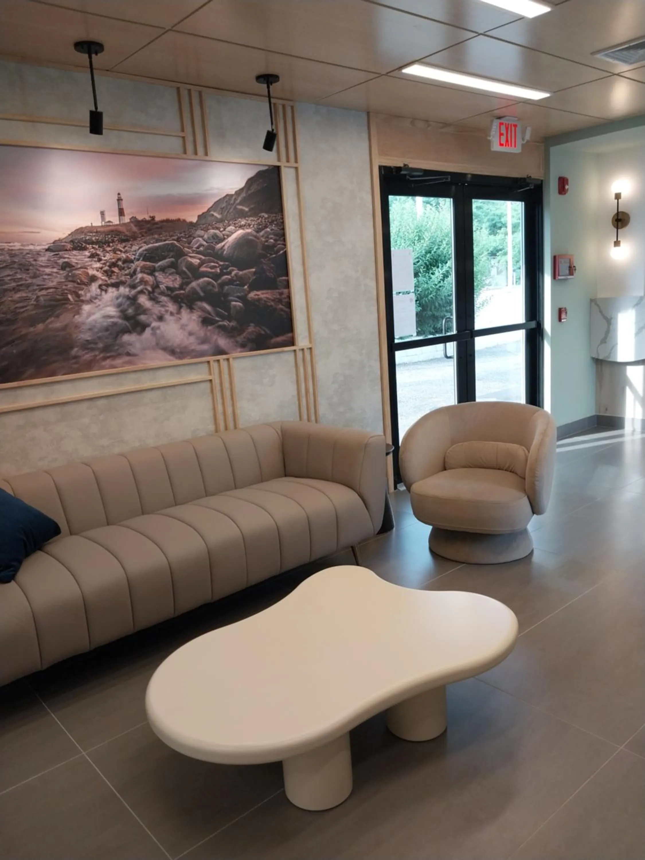 Seating area in Greenview Inn Riverhead