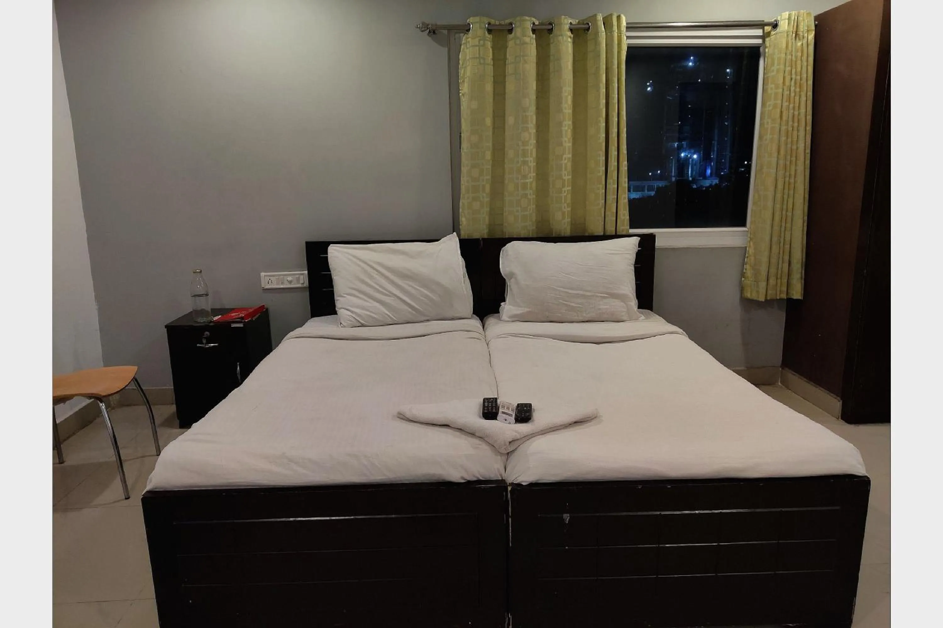Bedroom, Bed in Collection O Jubilee Banjara Suites