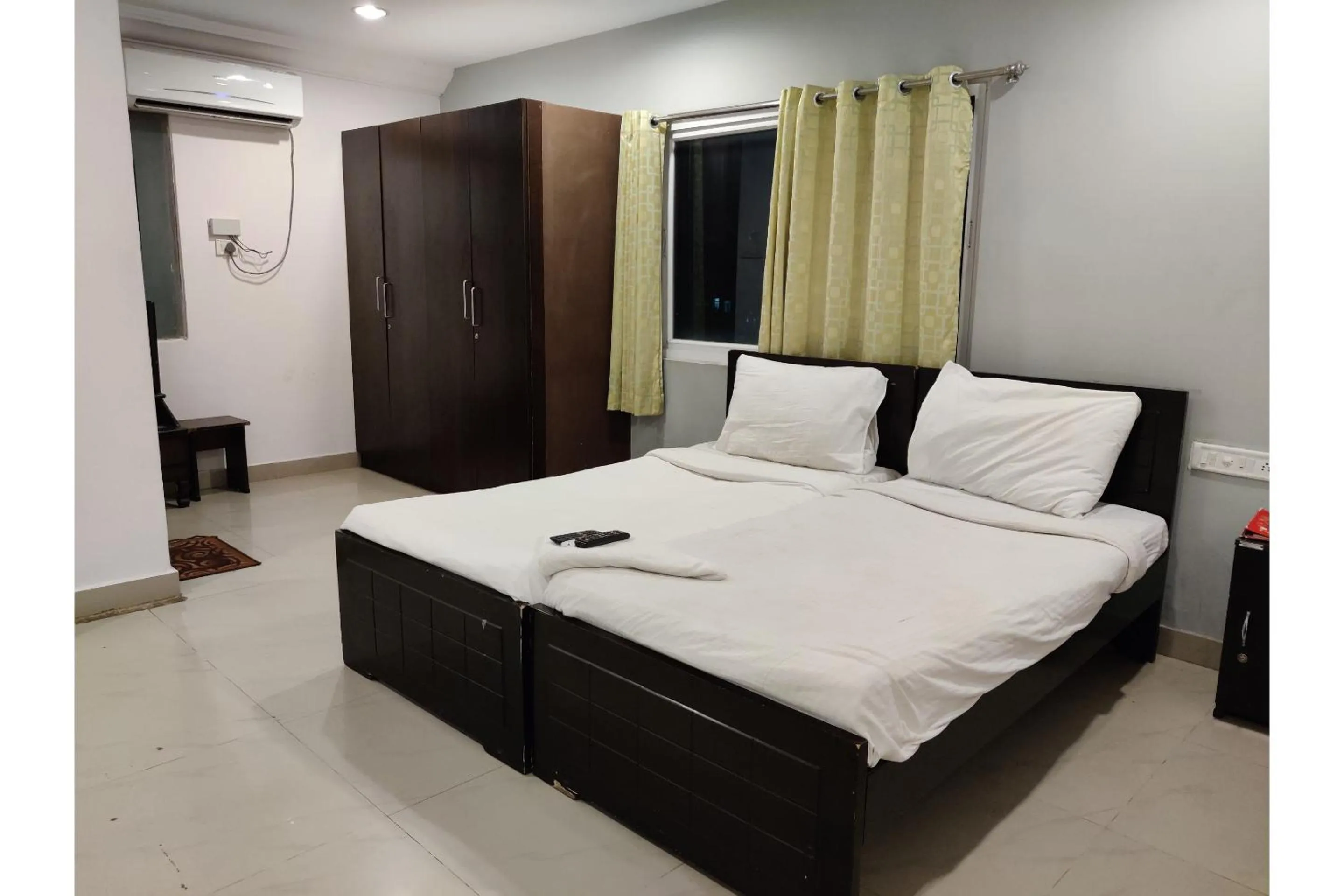 Bedroom, Bed in Collection O Jubilee Banjara Suites