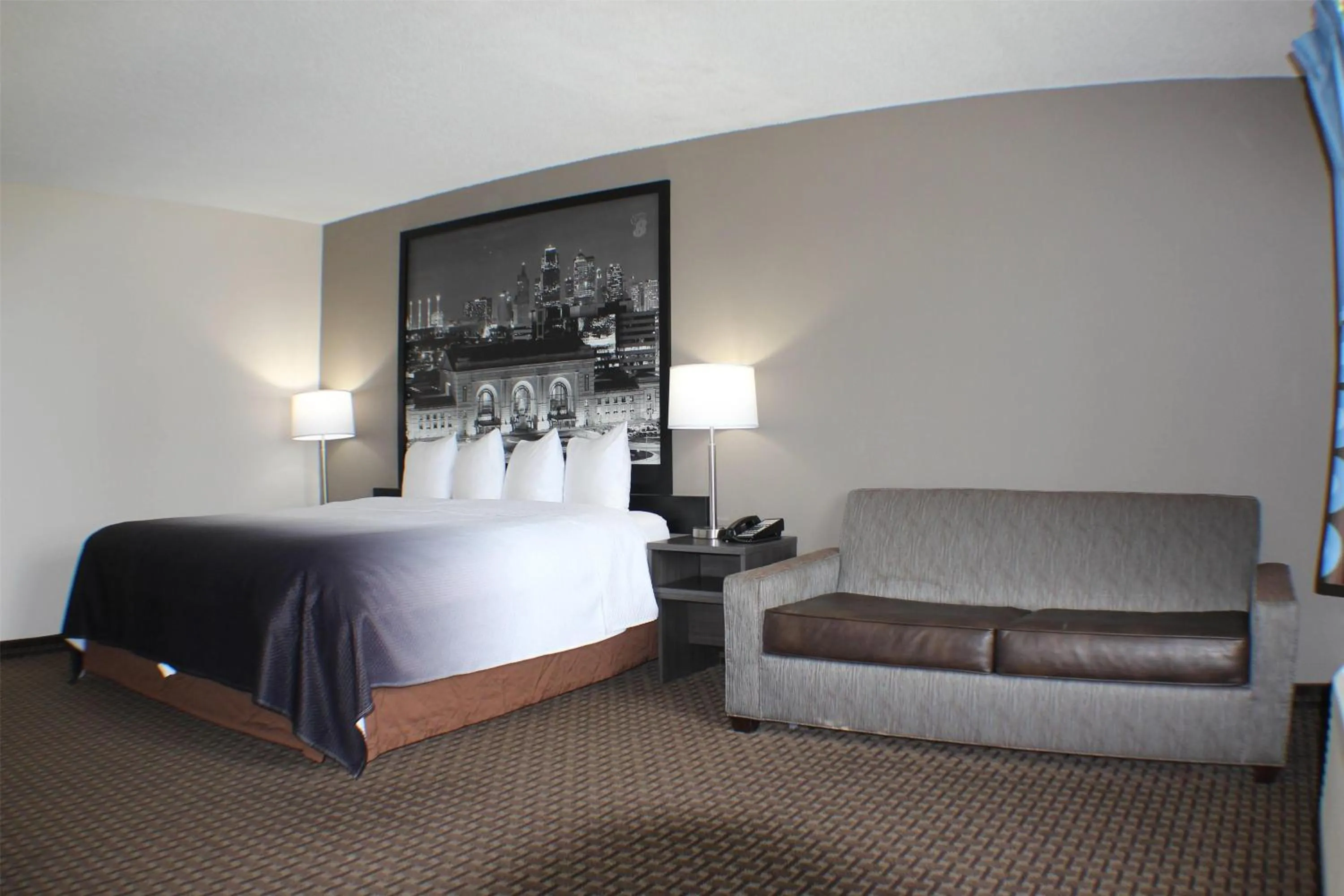 Photo of the whole room, Bed in Super 8 by Wyndham Gardner