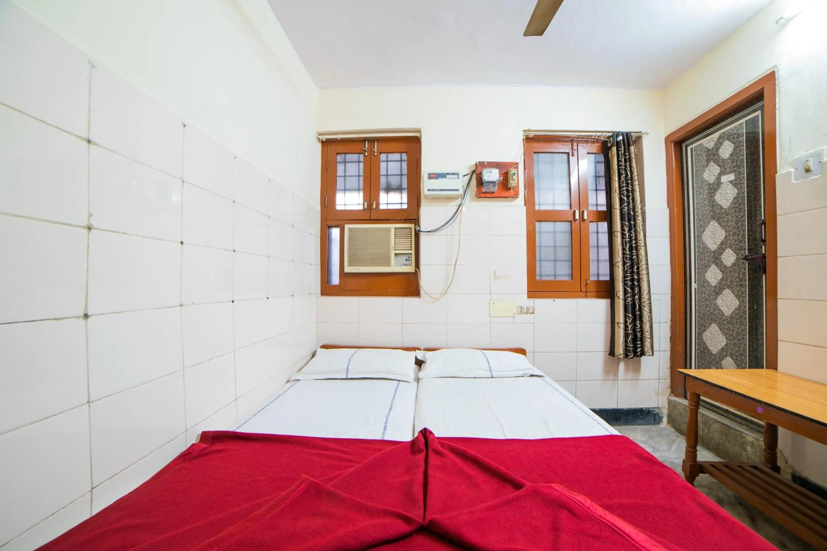 Bedroom, Bed in Hotel O Sree Radha Lodge Near Snow World