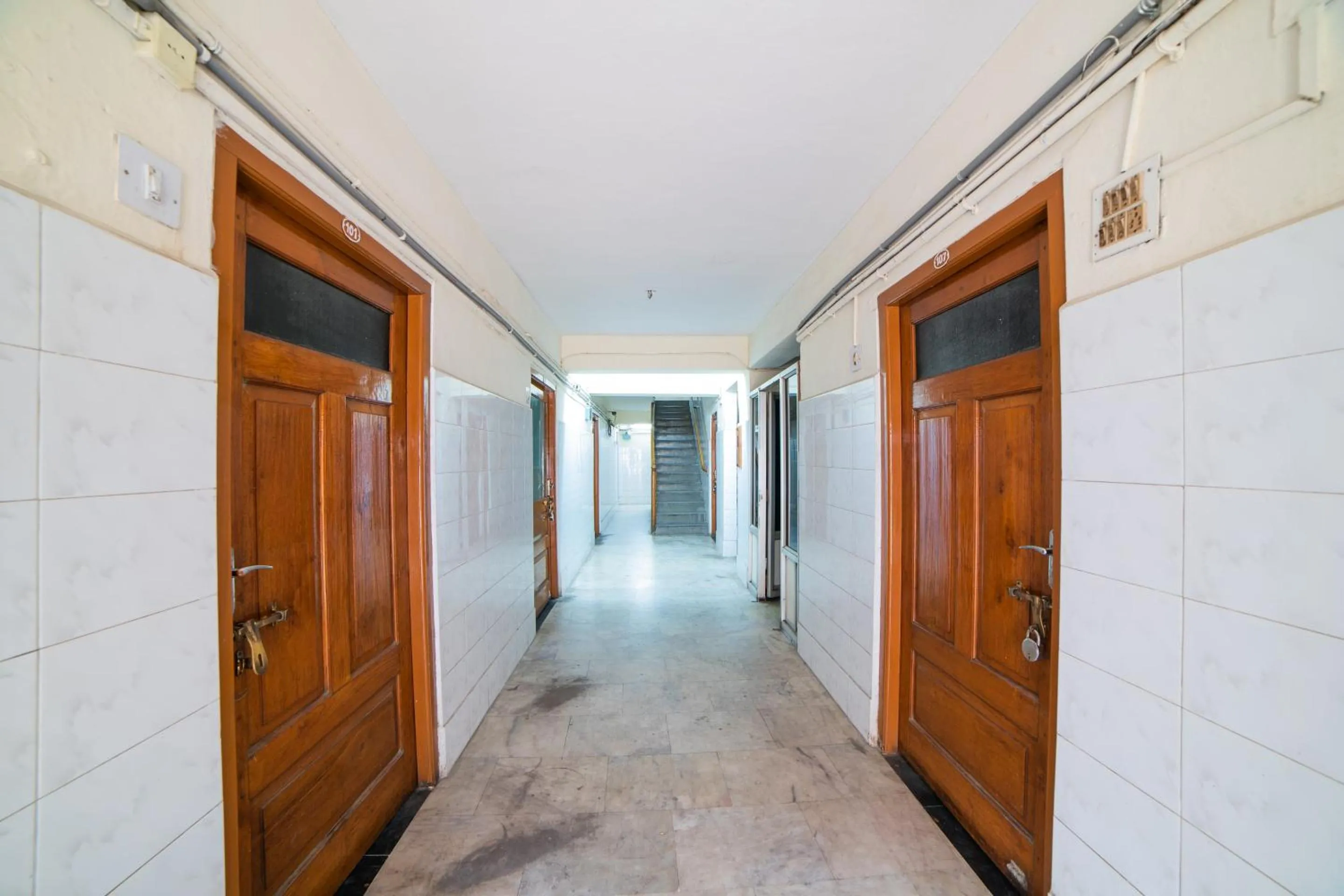 Lobby or reception in Hotel O Sree Radha Lodge Near Snow World