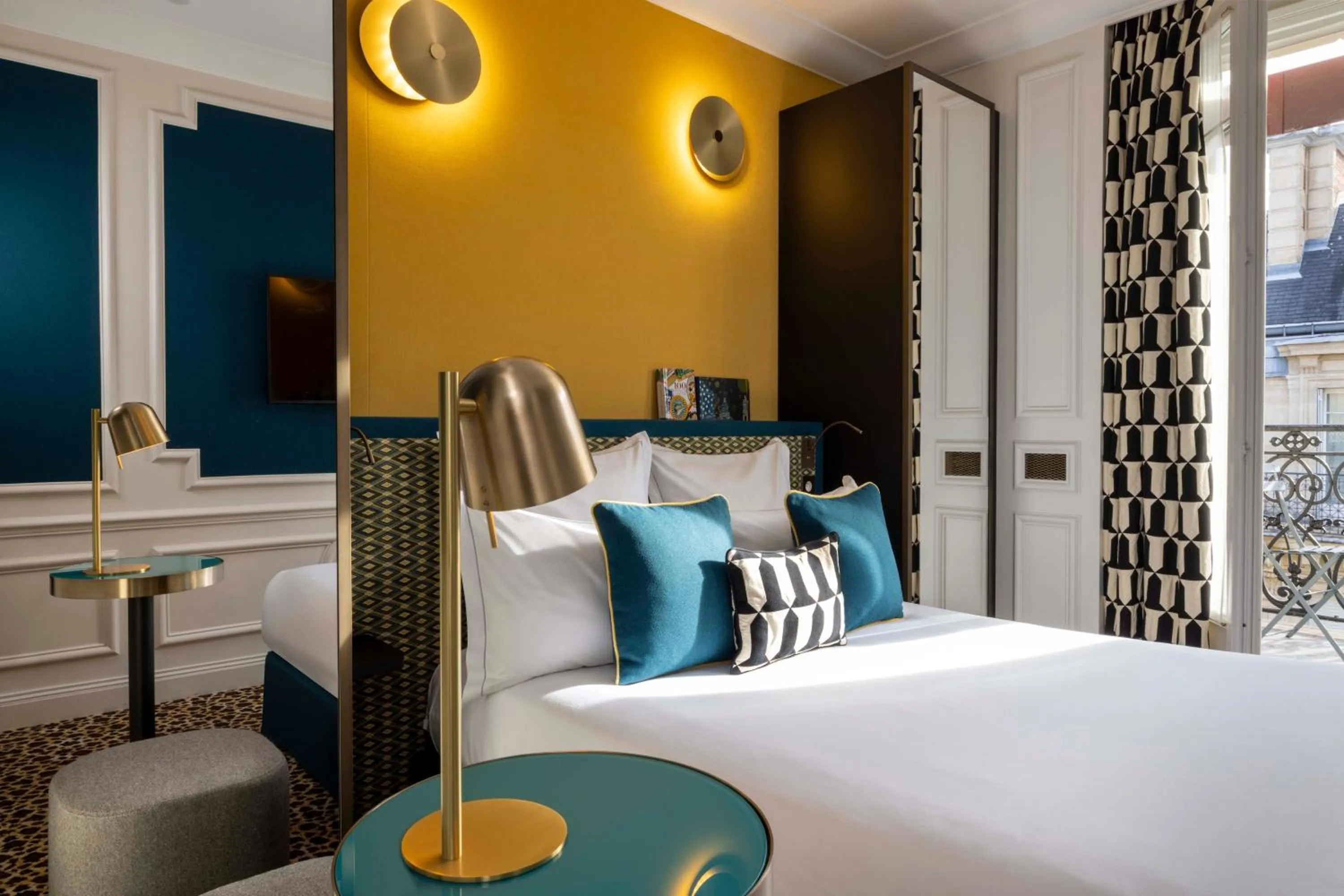 Bed in Hotel West-End