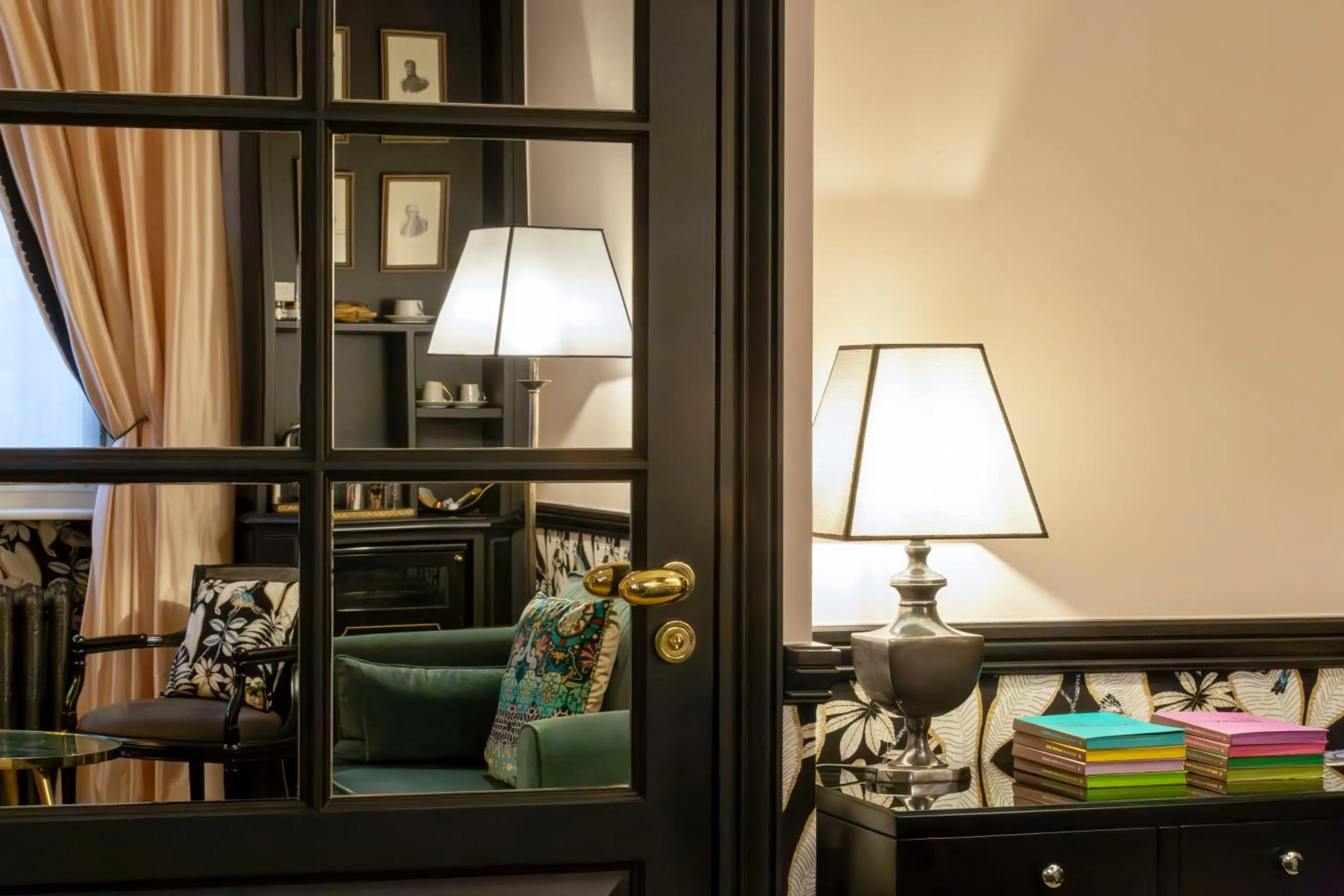 Seating area in Hotel West-End