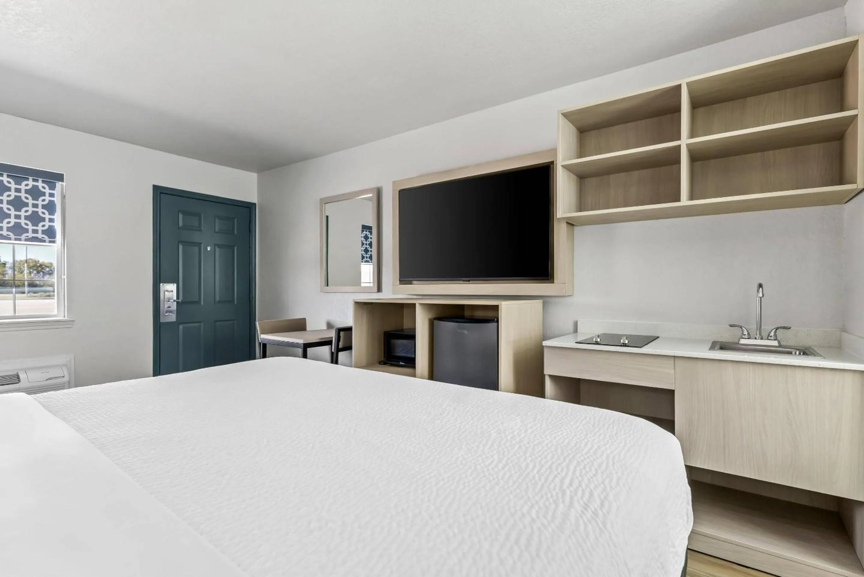 Bedroom, Bed in Rodeway Inn Muskogee