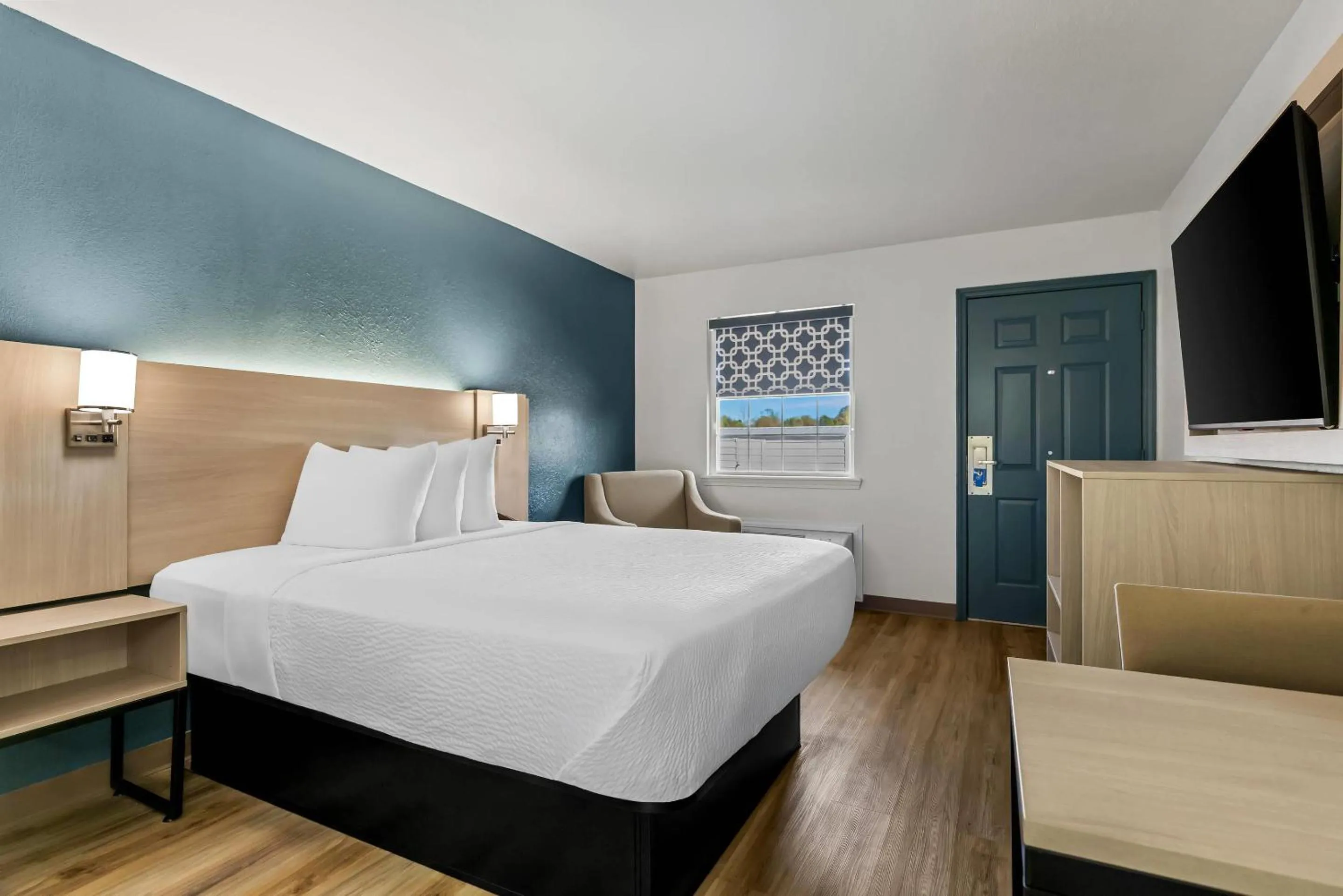 Bedroom, Bed in Rodeway Inn Muskogee