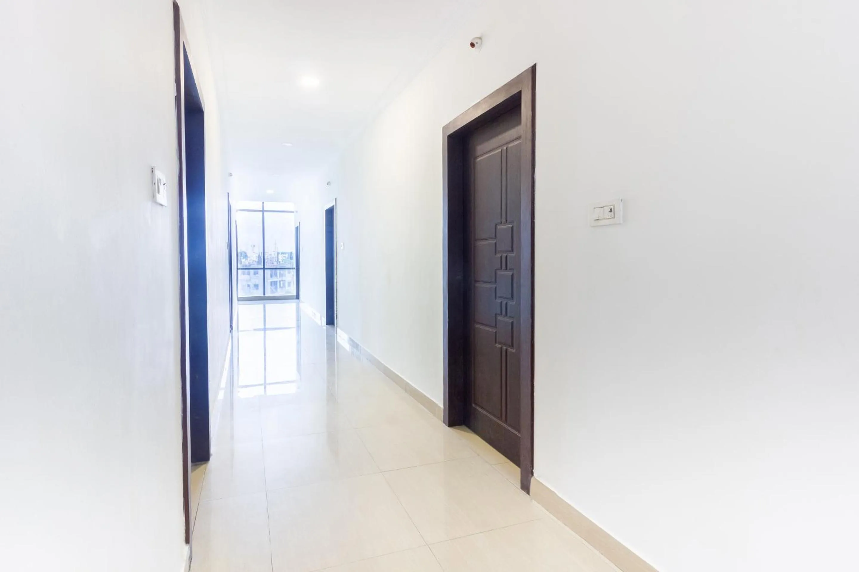 Lobby or reception in Super Hotel O Alpine Glow Heights