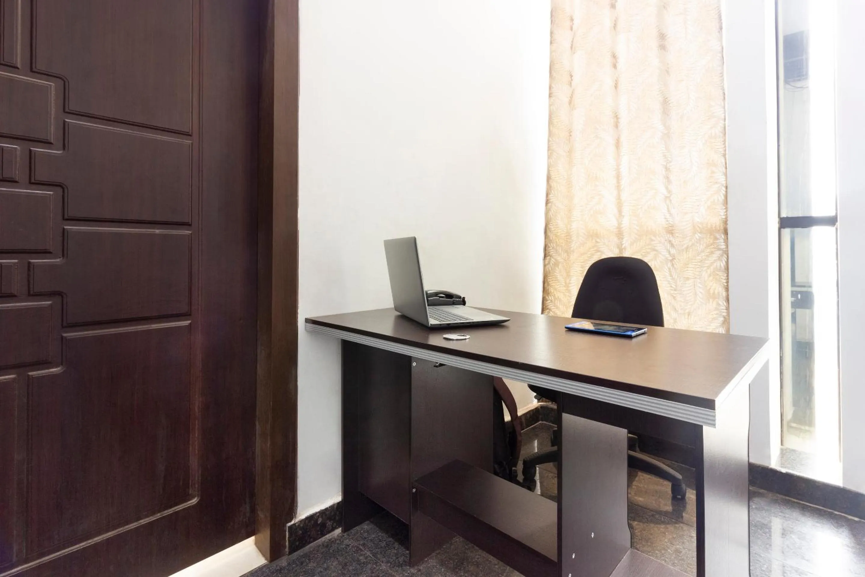 Lobby or reception in Super Hotel O Alpine Glow Heights