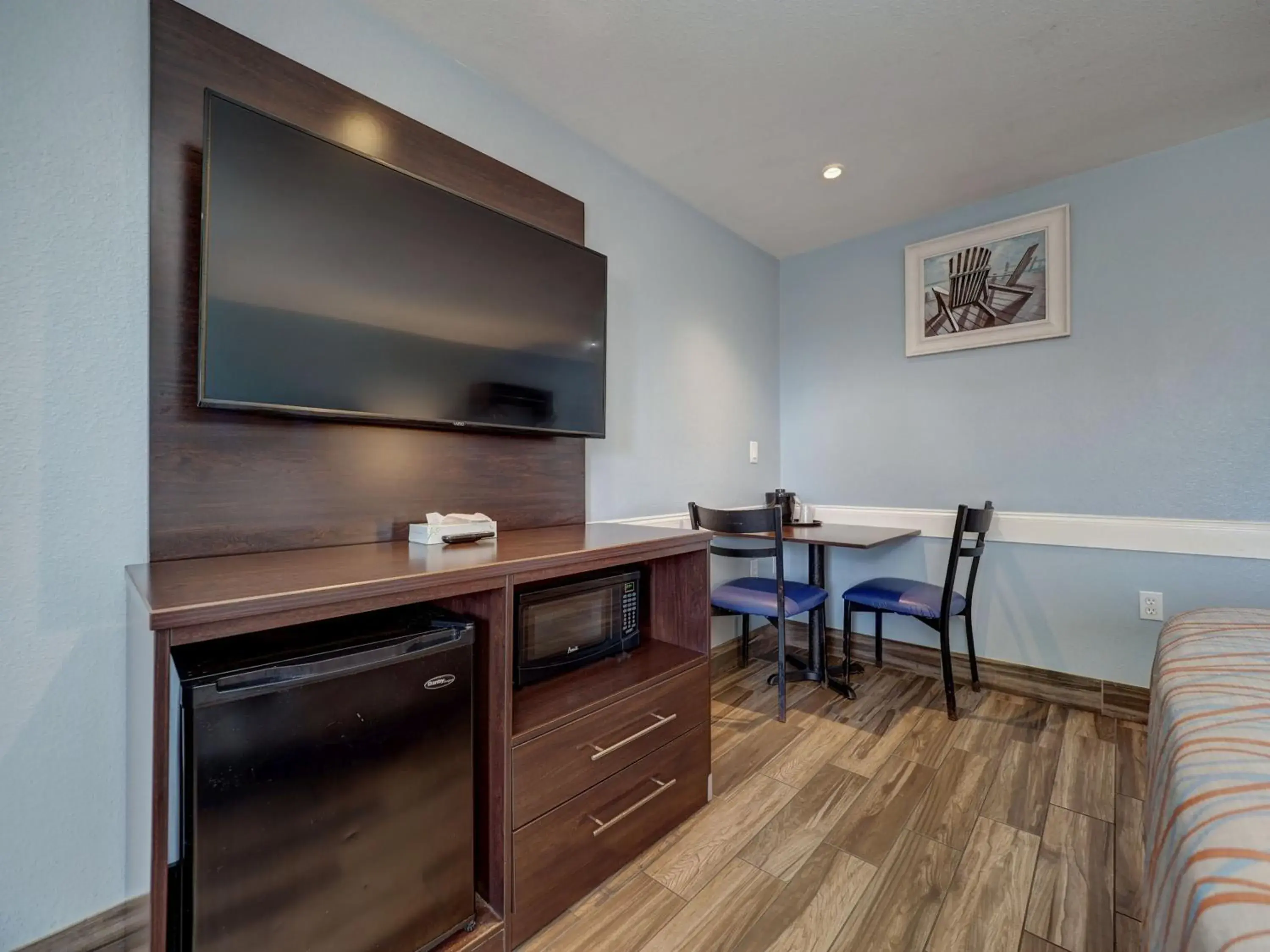 Deluxe King Room - Smoke Free in Ocean's Edge Hotel, Port Aransas,TX Deluxe King Room - Smoke Free in Ocean's Edge Hotel, Port Aransas,TX