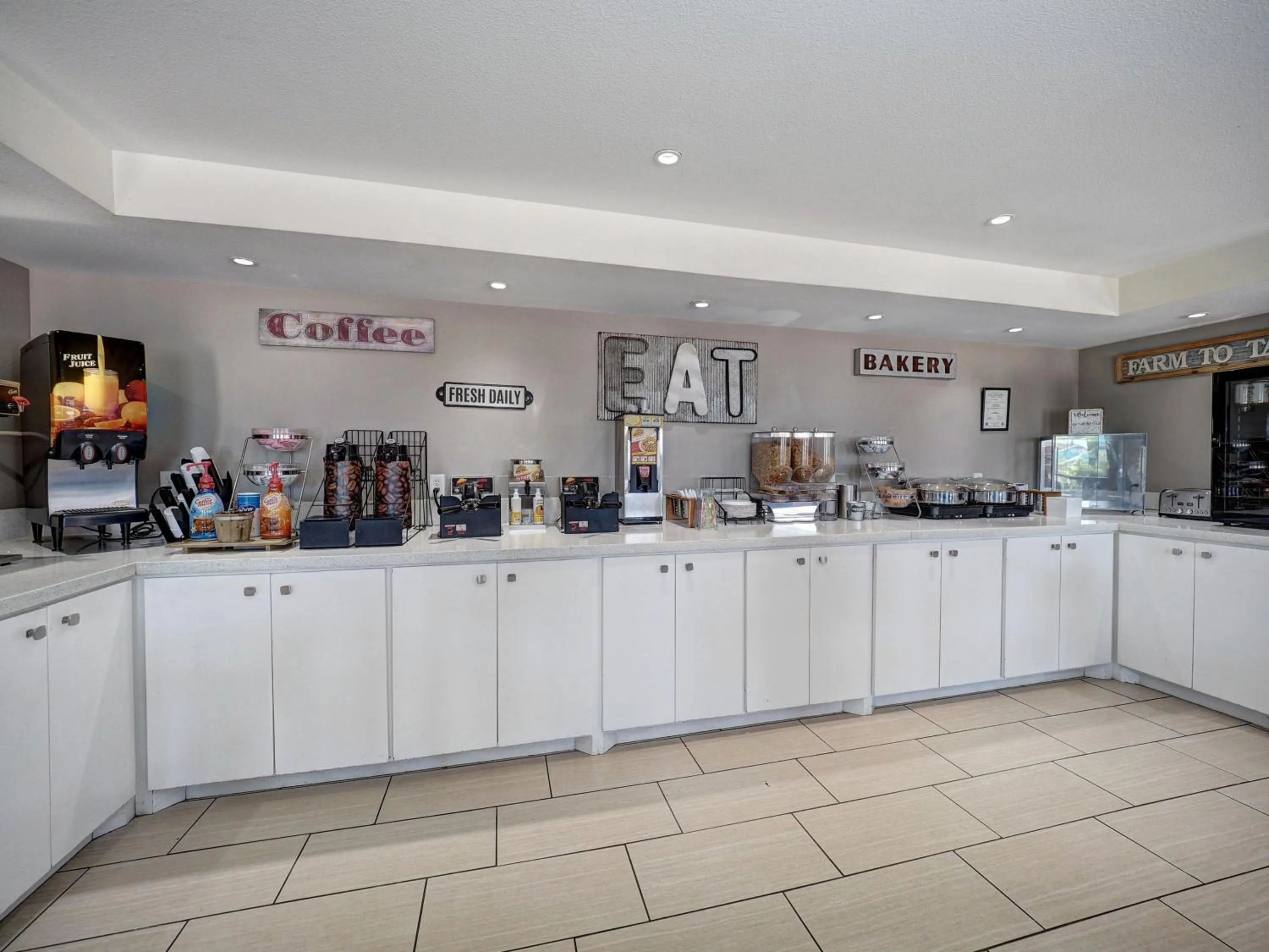 Coffee/tea facilities in Ocean's Edge Hotel, Port Aransas,TX