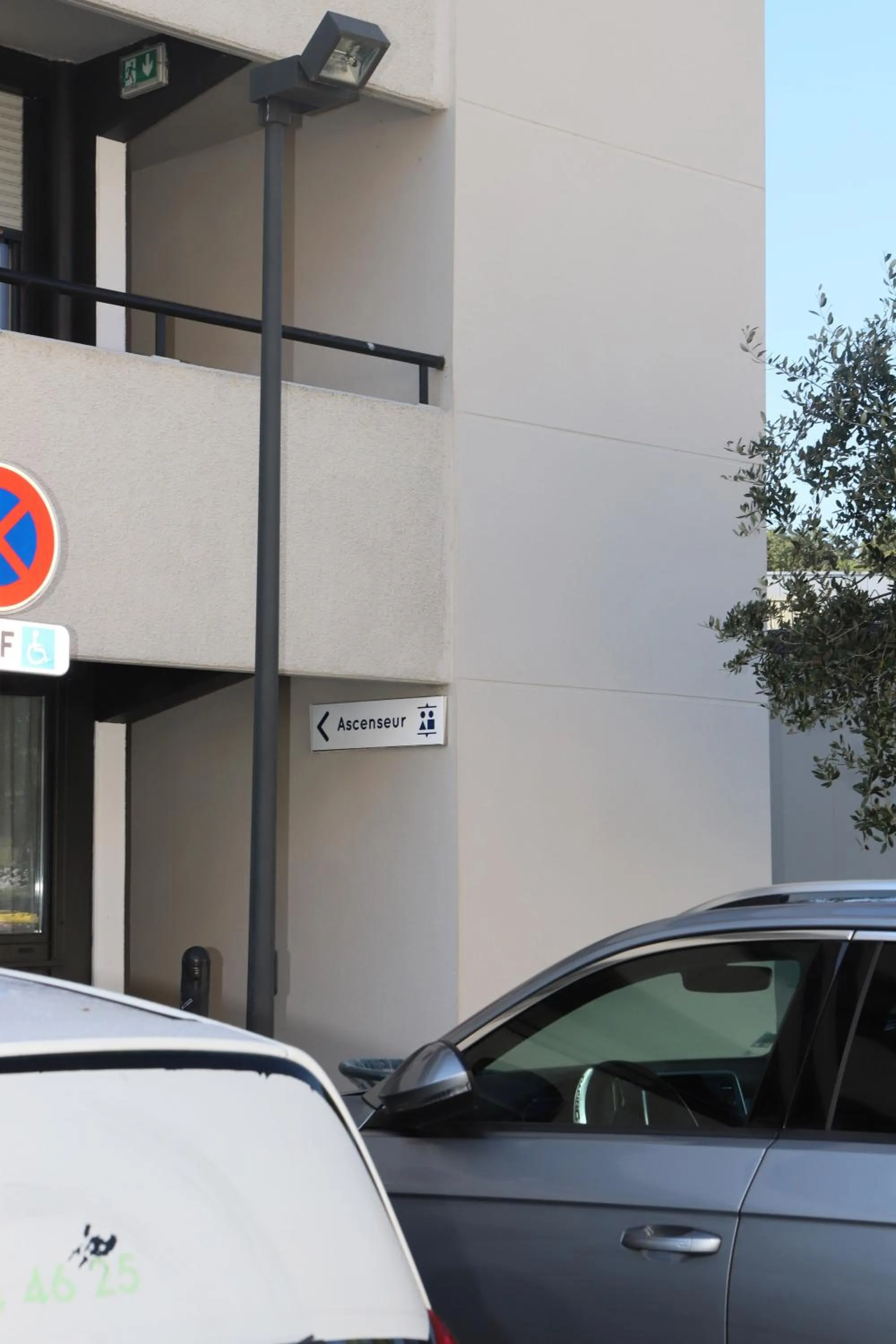 elevator in Campanile Toulouse Balma - Cité de l'Espace