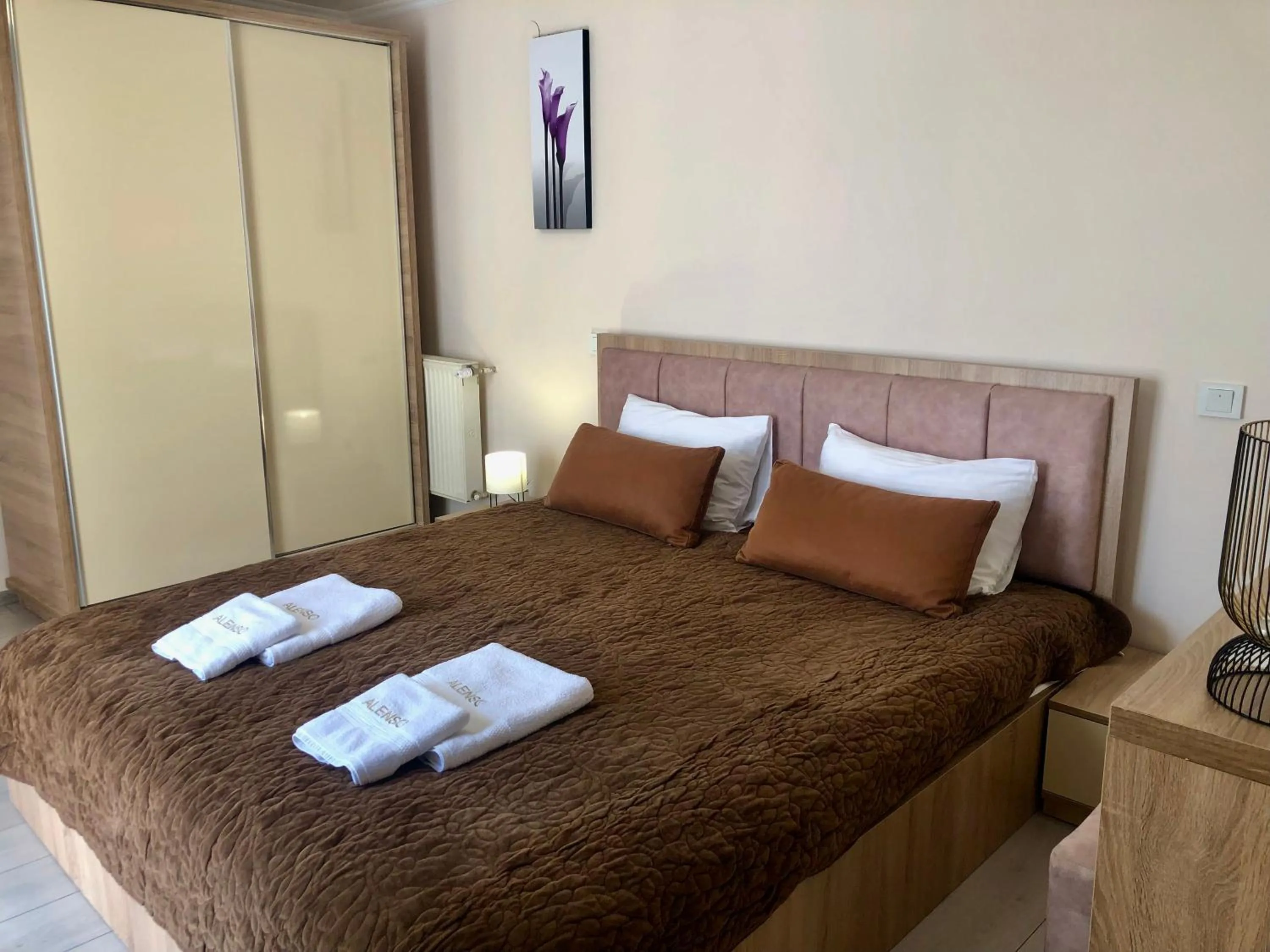 Bedroom, Bed in Alenso Guesthouse