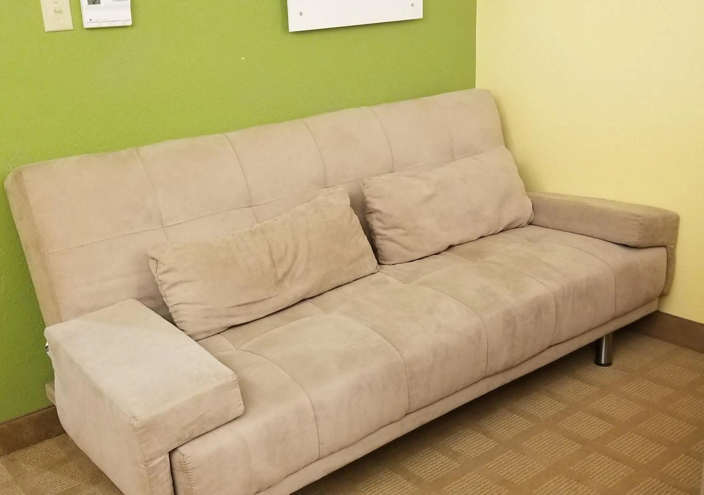 Seating area in Microtel Inn & Suites by Wyndham Delphos