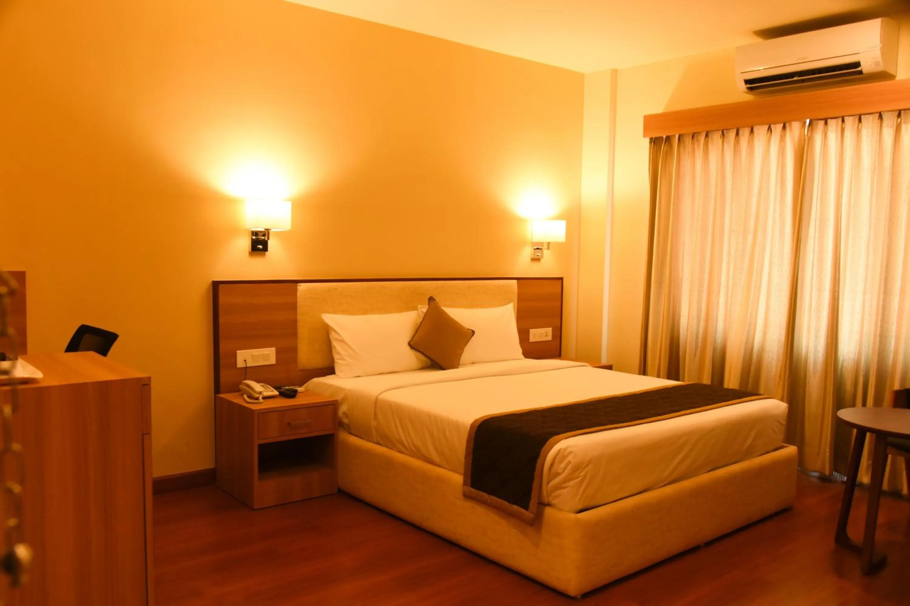 Bedroom, Bed in Hotel RK Gardenia