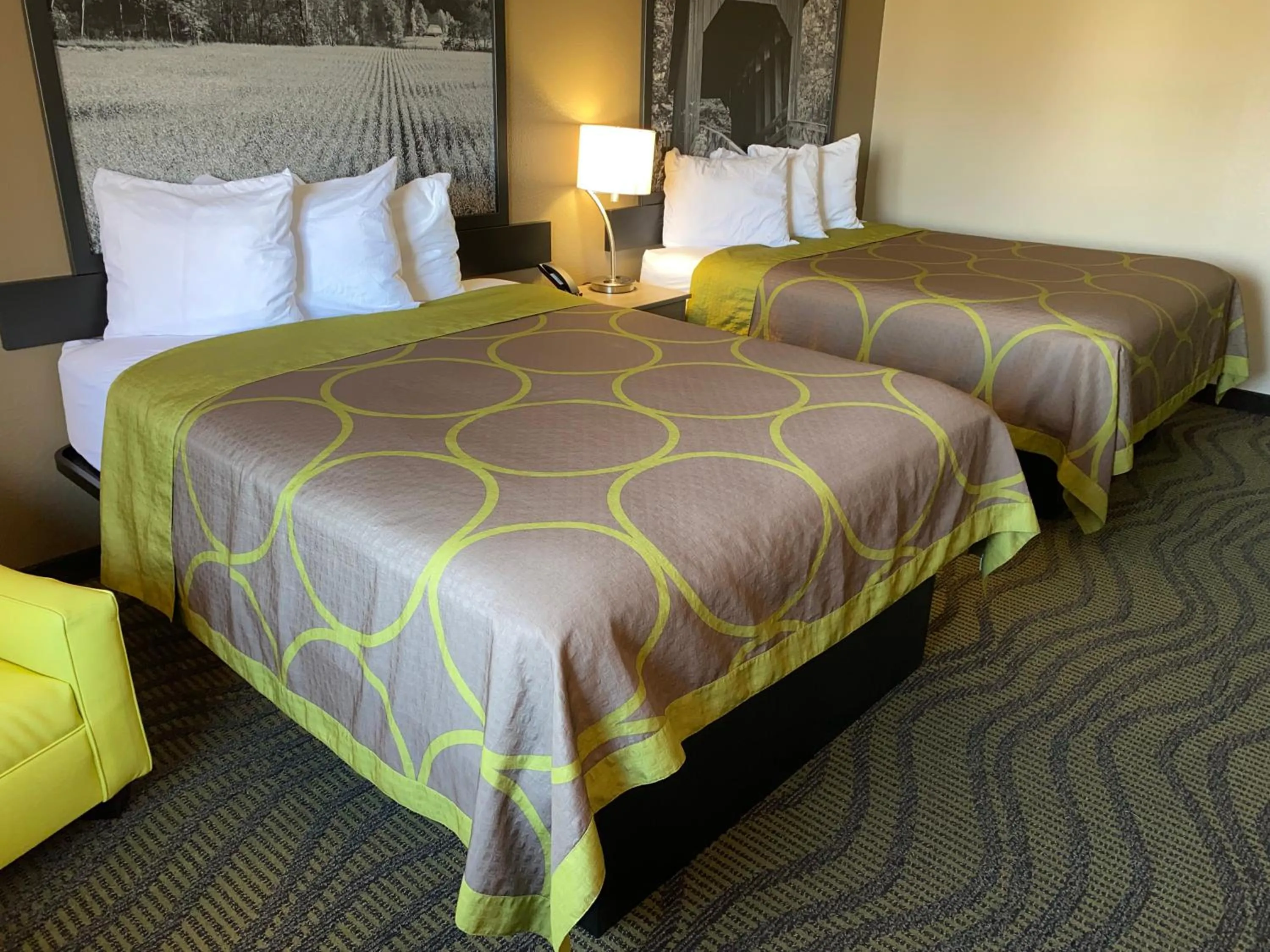 Bed in Super 8 by Wyndham Kokomo