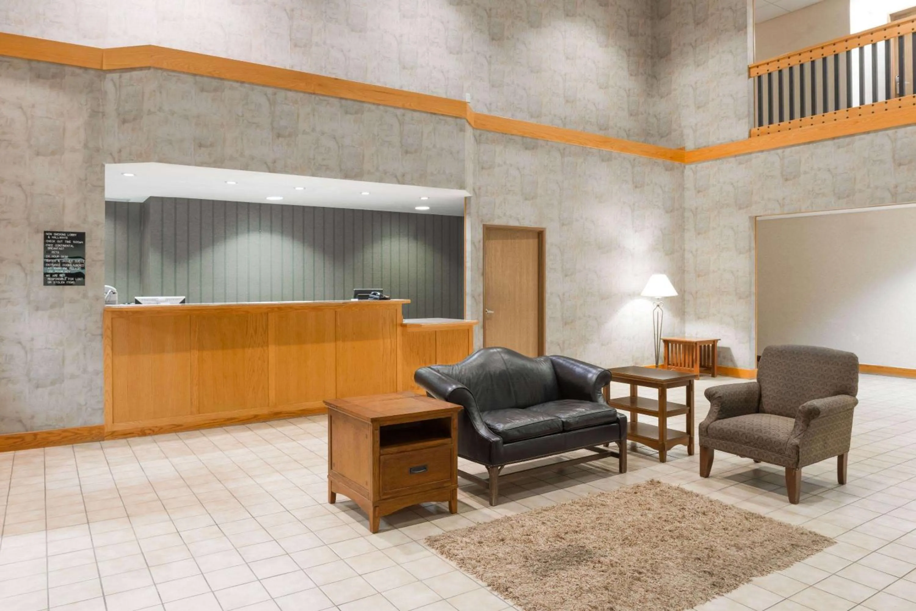 Lobby or reception in Super 8 by Wyndham Columbia East