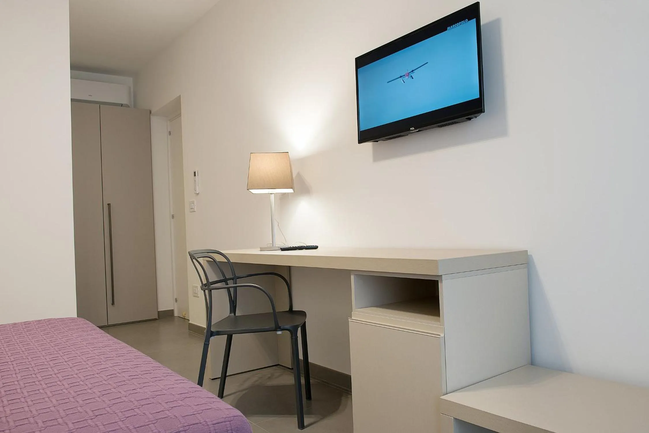 TV and multimedia, Bed in Casole Living B&B