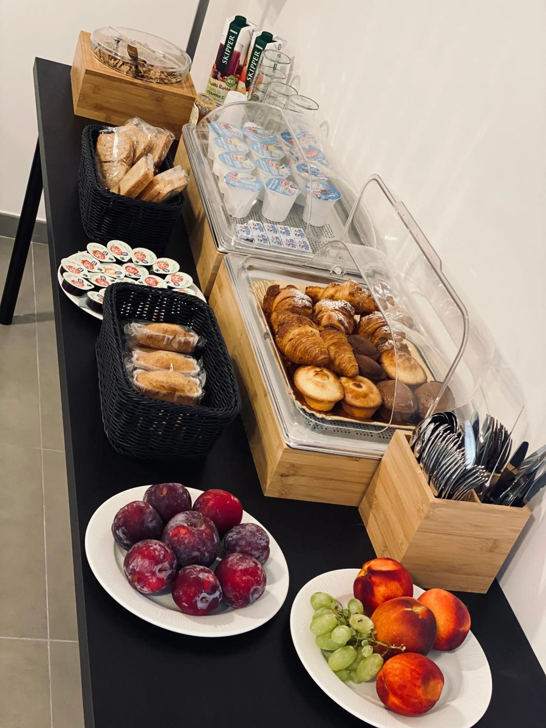 Food and drinks in Casole Living B&B