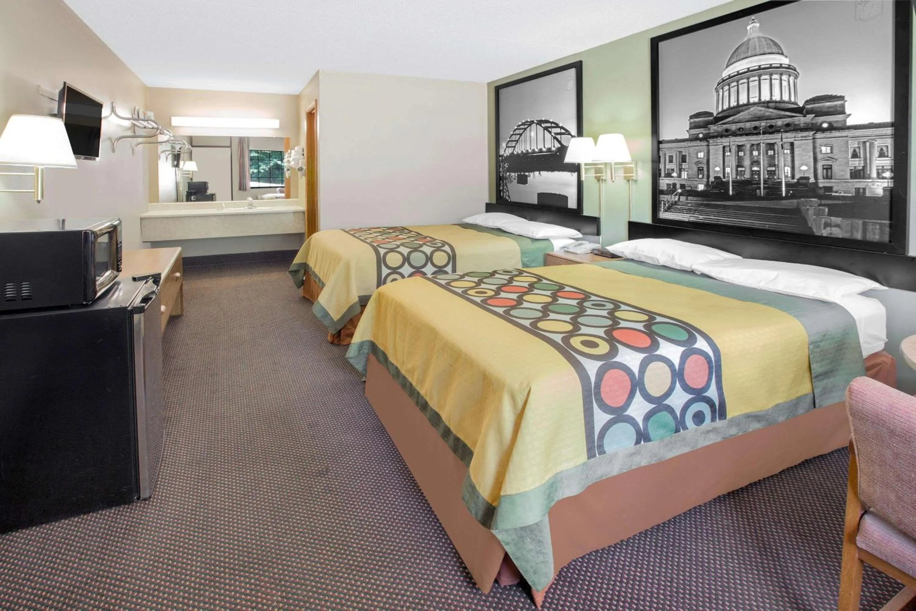 Photo of the whole room, Bed in Super 8 by Wyndham Clarksville AR