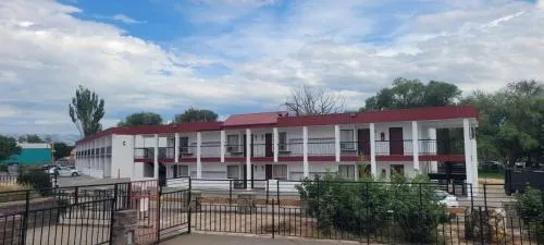 Red Arrow Inn & Suites, a Travelodge by Wyndham