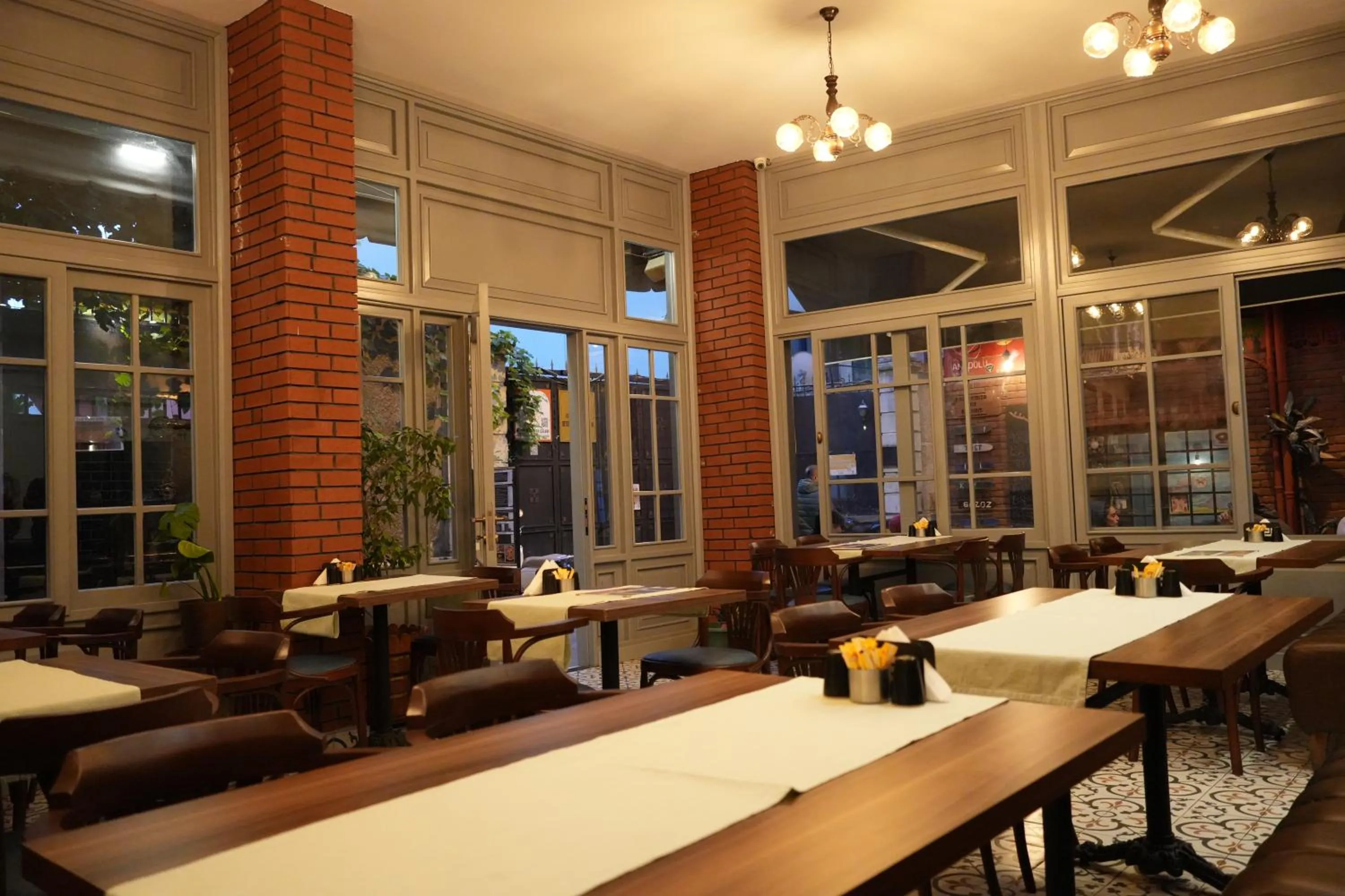 Banquet/Function facilities in madame roza