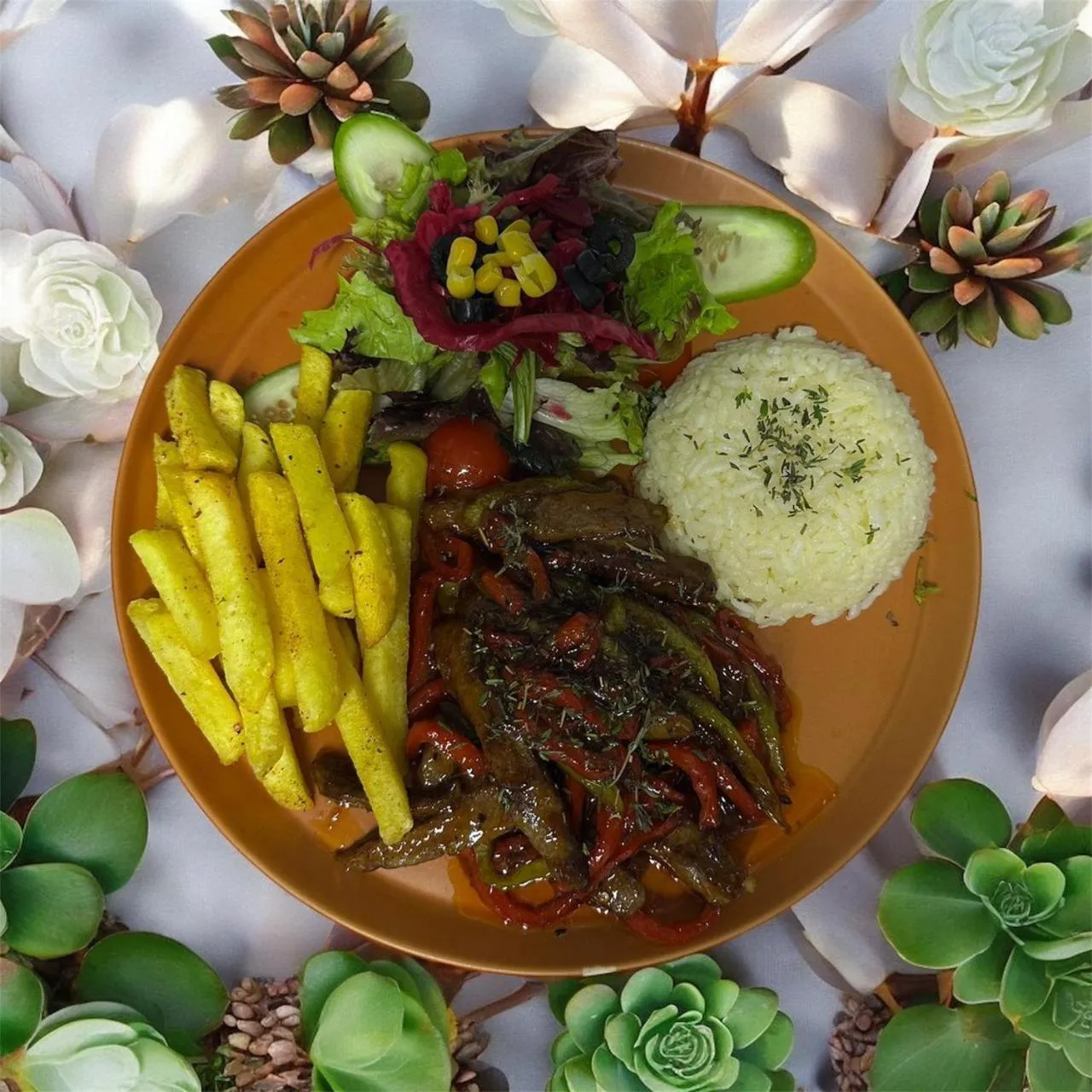 Restaurant/places to eat in madame roza