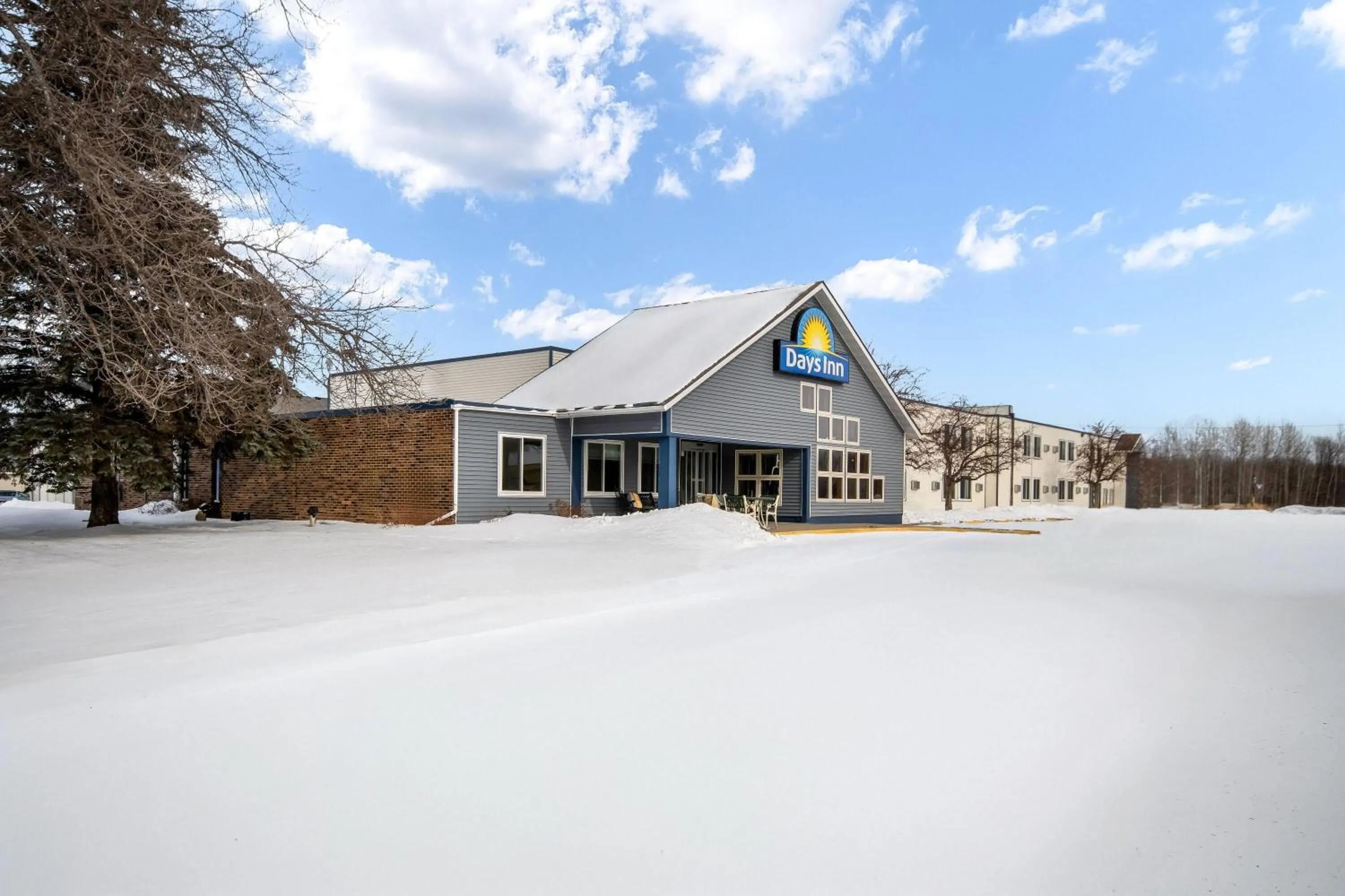 Property building in Days Inn by Wyndham International Falls