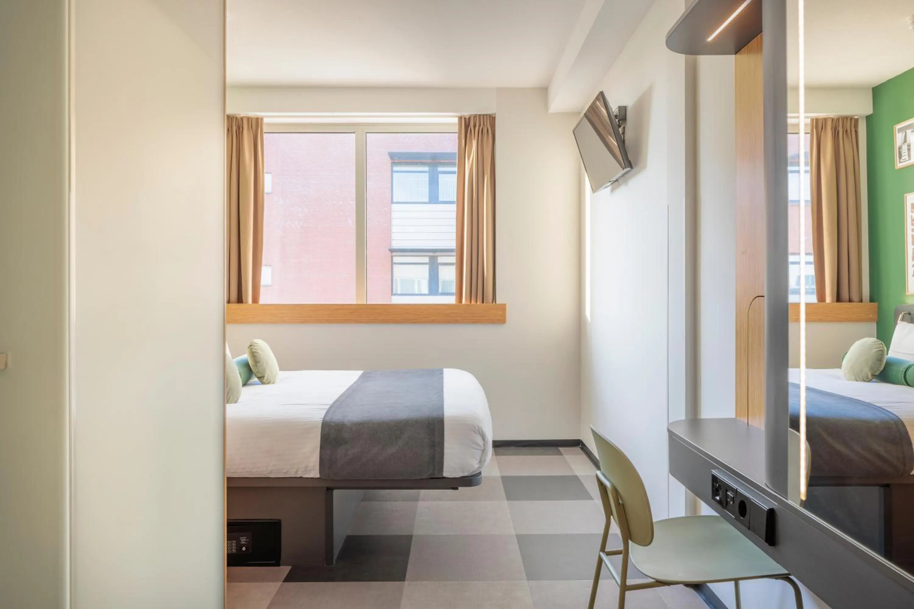 Bedroom, Bed in Maxhotel Amsterdam Airport Schiphol - Recently Renovated