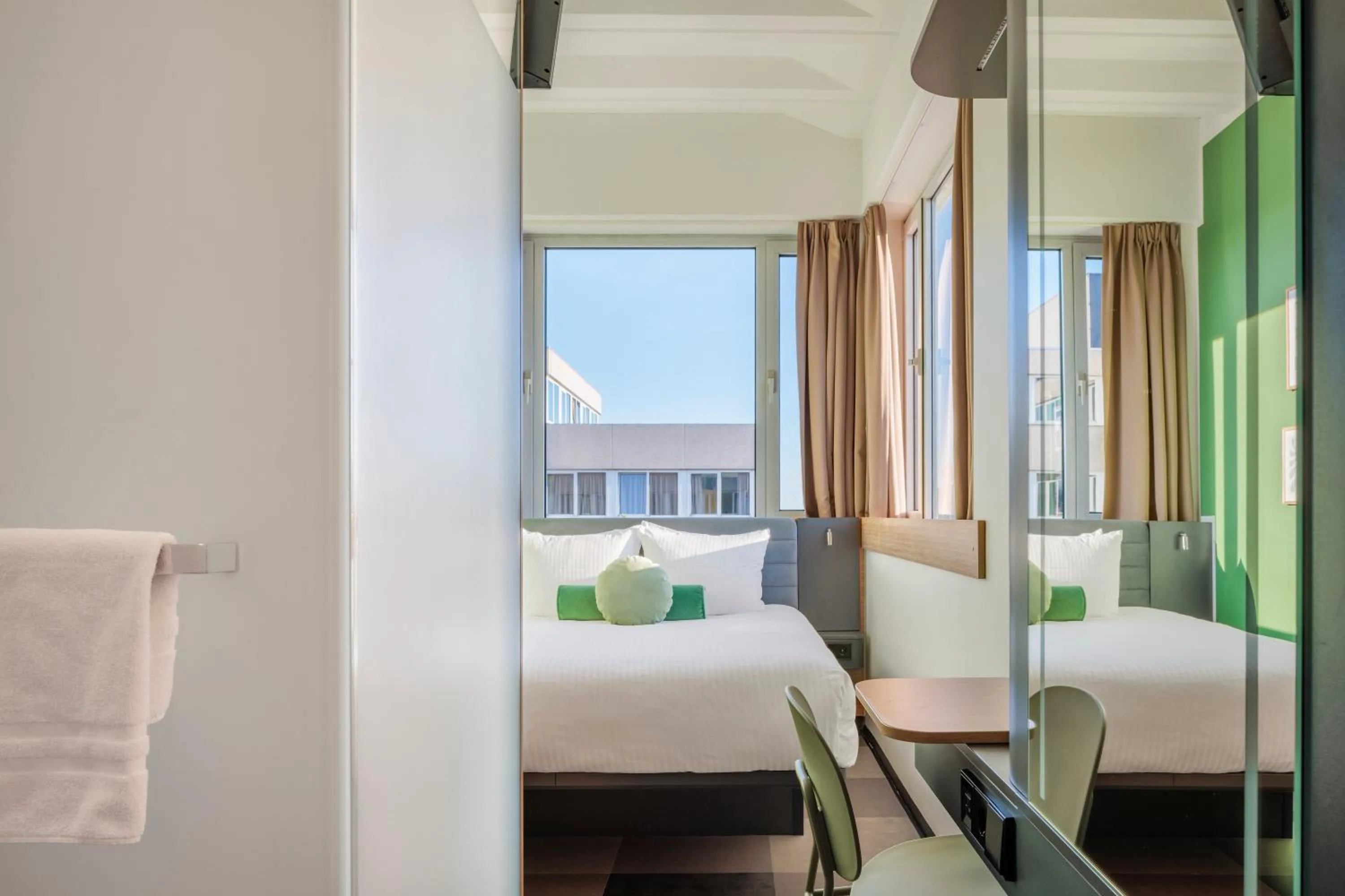 Bedroom, Bed in Maxhotel Amsterdam Airport Schiphol - Recently Renovated