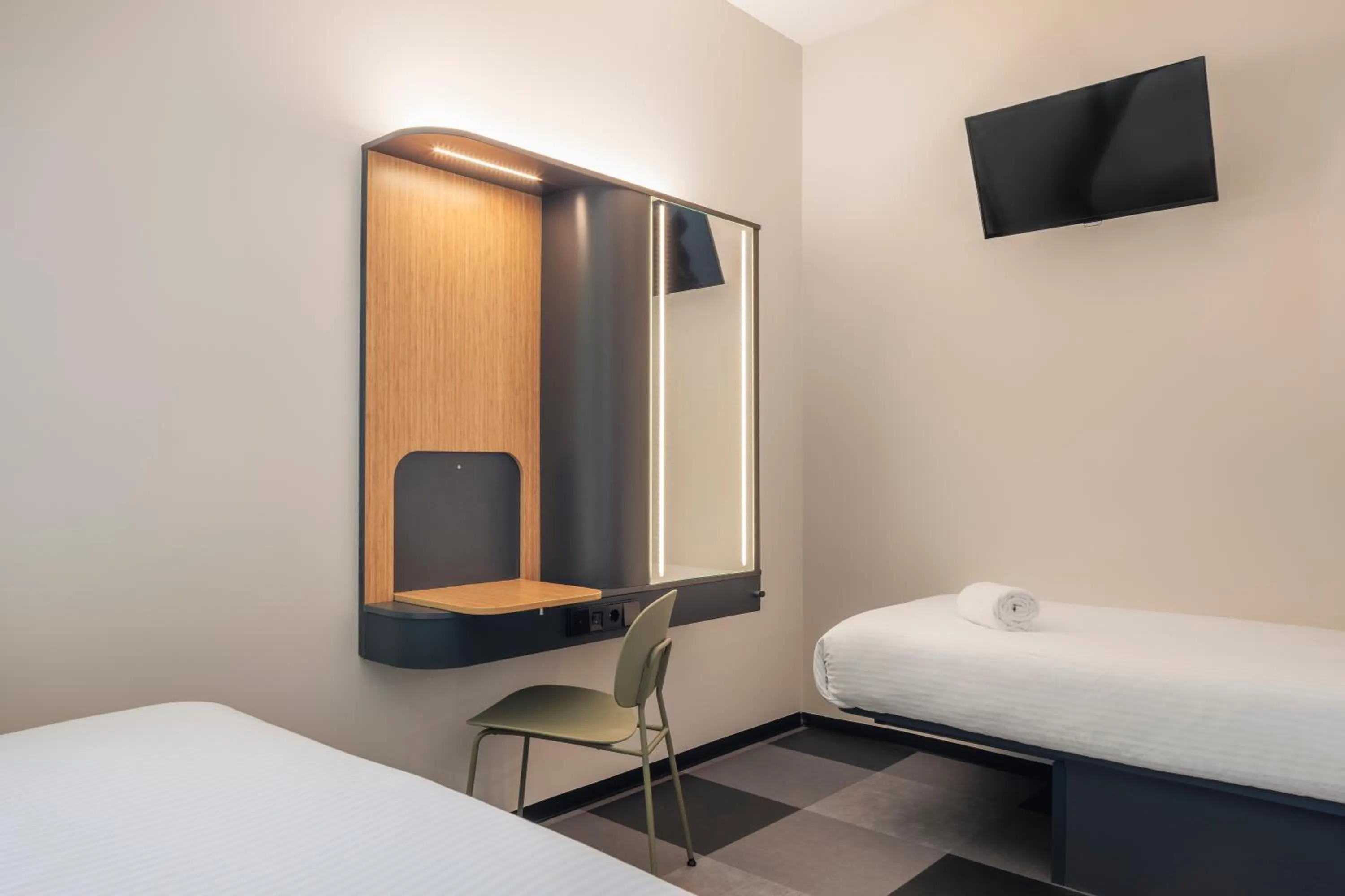 Bedroom, Bed in Maxhotel Amsterdam Airport Schiphol - Recently Renovated