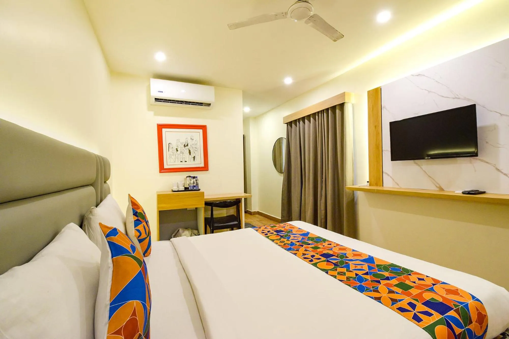 Bed in FabHotel White Ridge-SIa Life Hospital, Kondapur