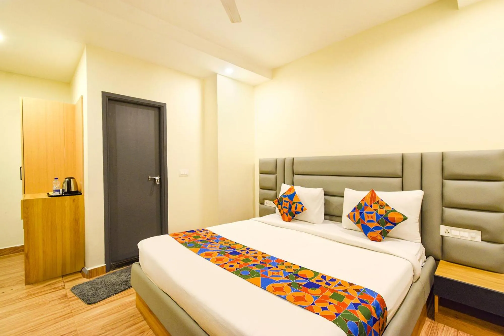 Bed in FabHotel White Ridge-SIa Life Hospital, Kondapur