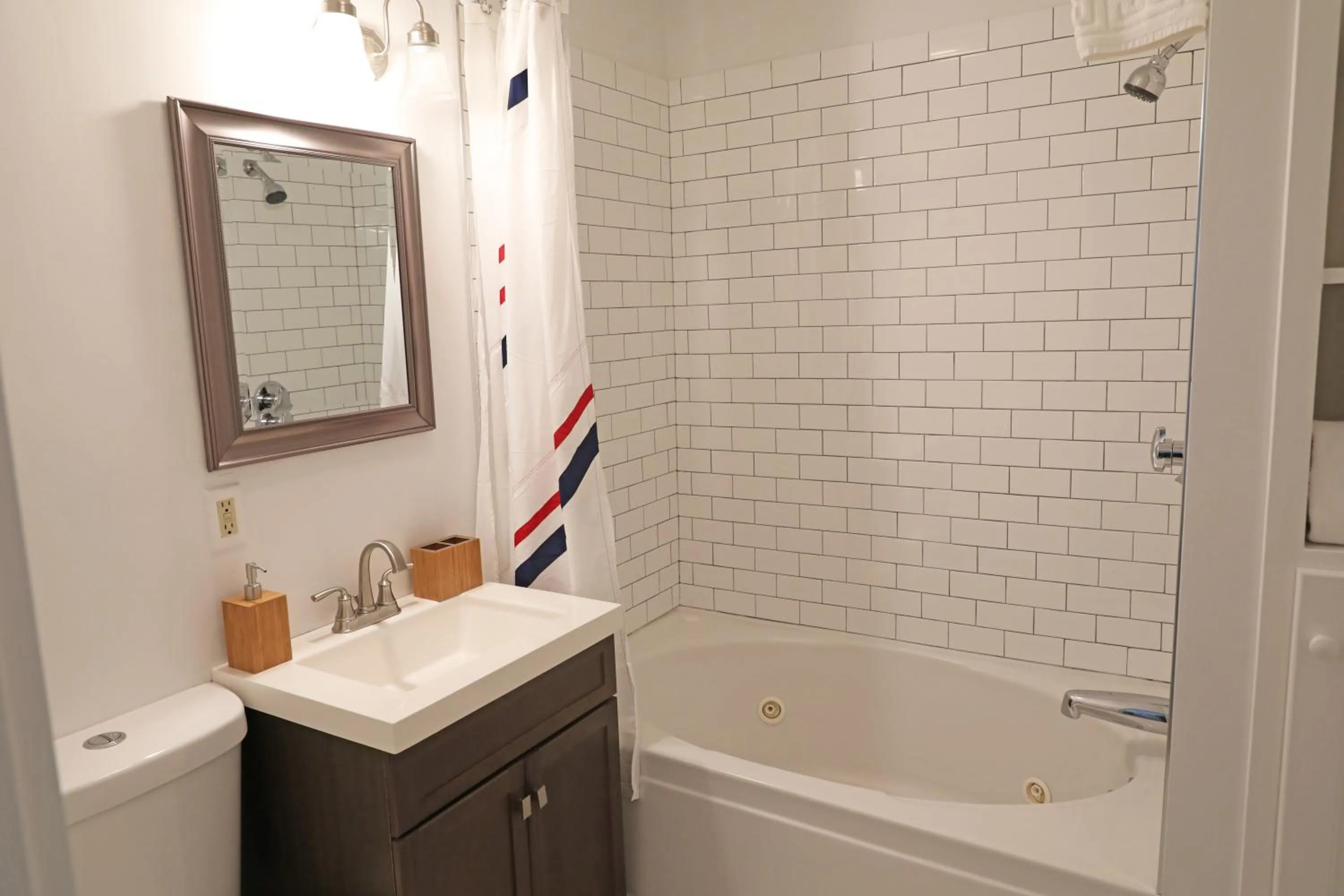 Bathroom in The Hotel Marblehead