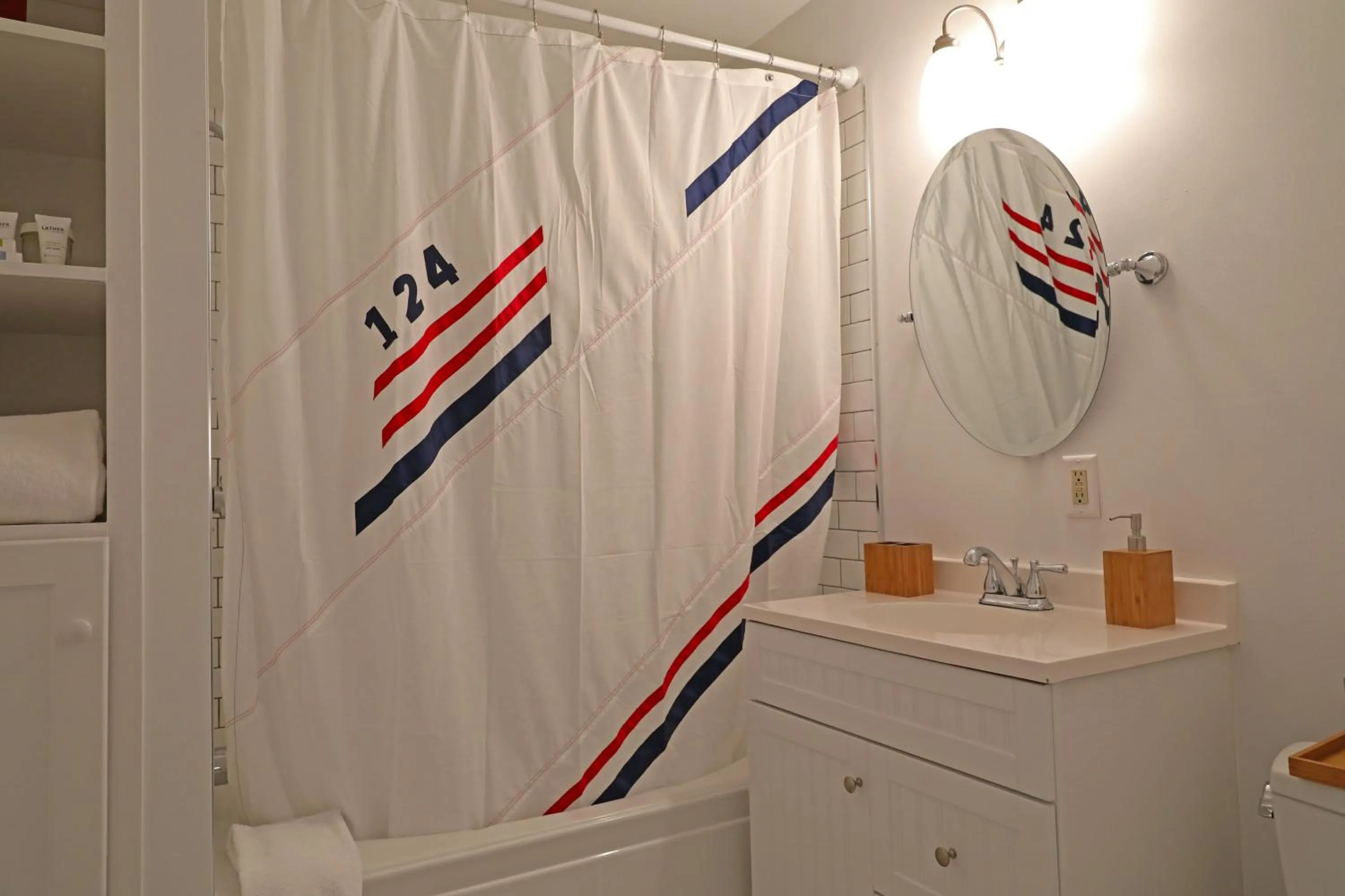 Shower in The Hotel Marblehead