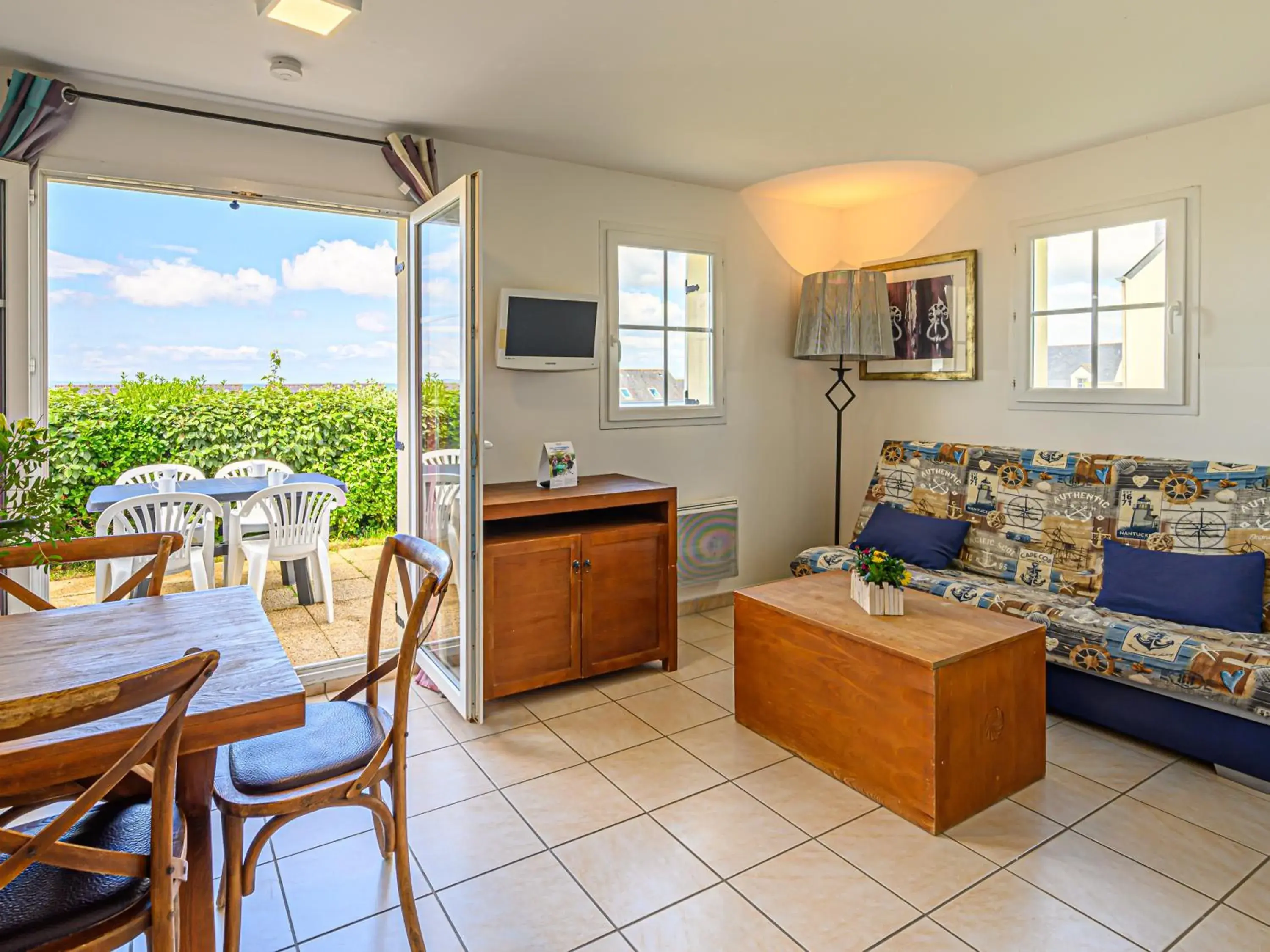 Two-Bedroom Duplex House (6 Adults) in Vacancéole - Résidence Les Terrasses de Pentrez-Plage Two-Bedroom Duplex House (6 Adults) in Vacancéole - Résidence Les Terrasses de Pentrez-Plage