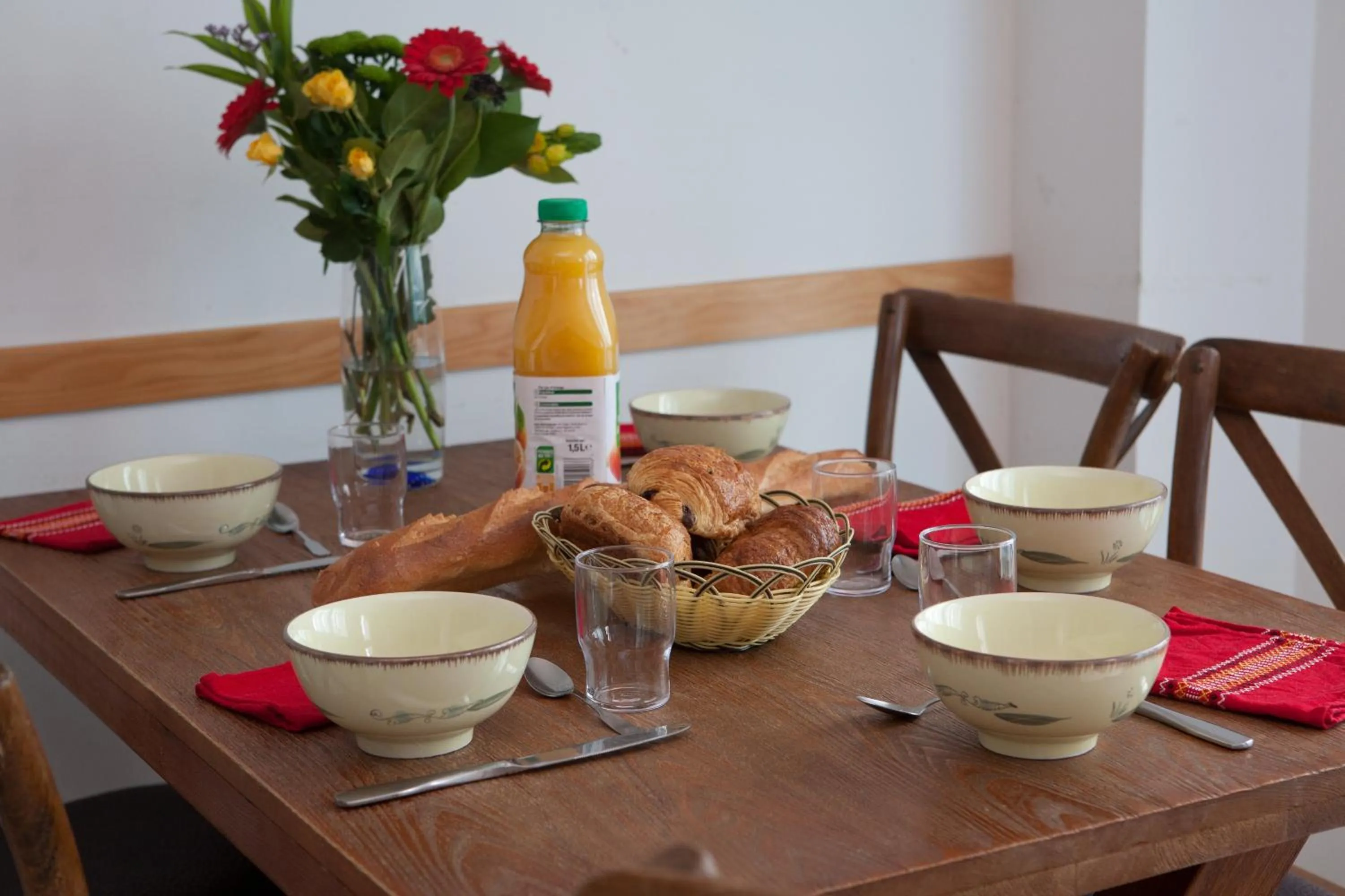 Dining area in Vacancéole - Résidence Les Terrasses de Pentrez-Plage