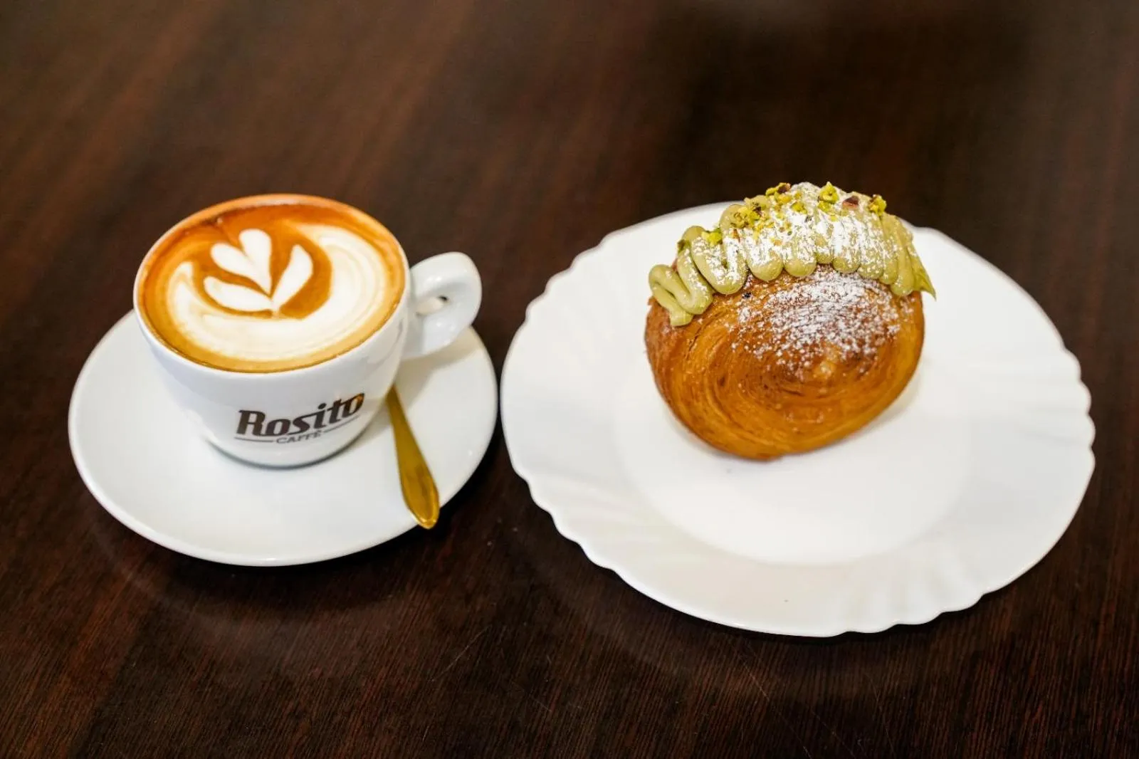 Breakfast in Edward Rooms & Wellness B&B