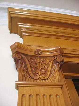 Decorative detail in Olde Judge Mansion B&B