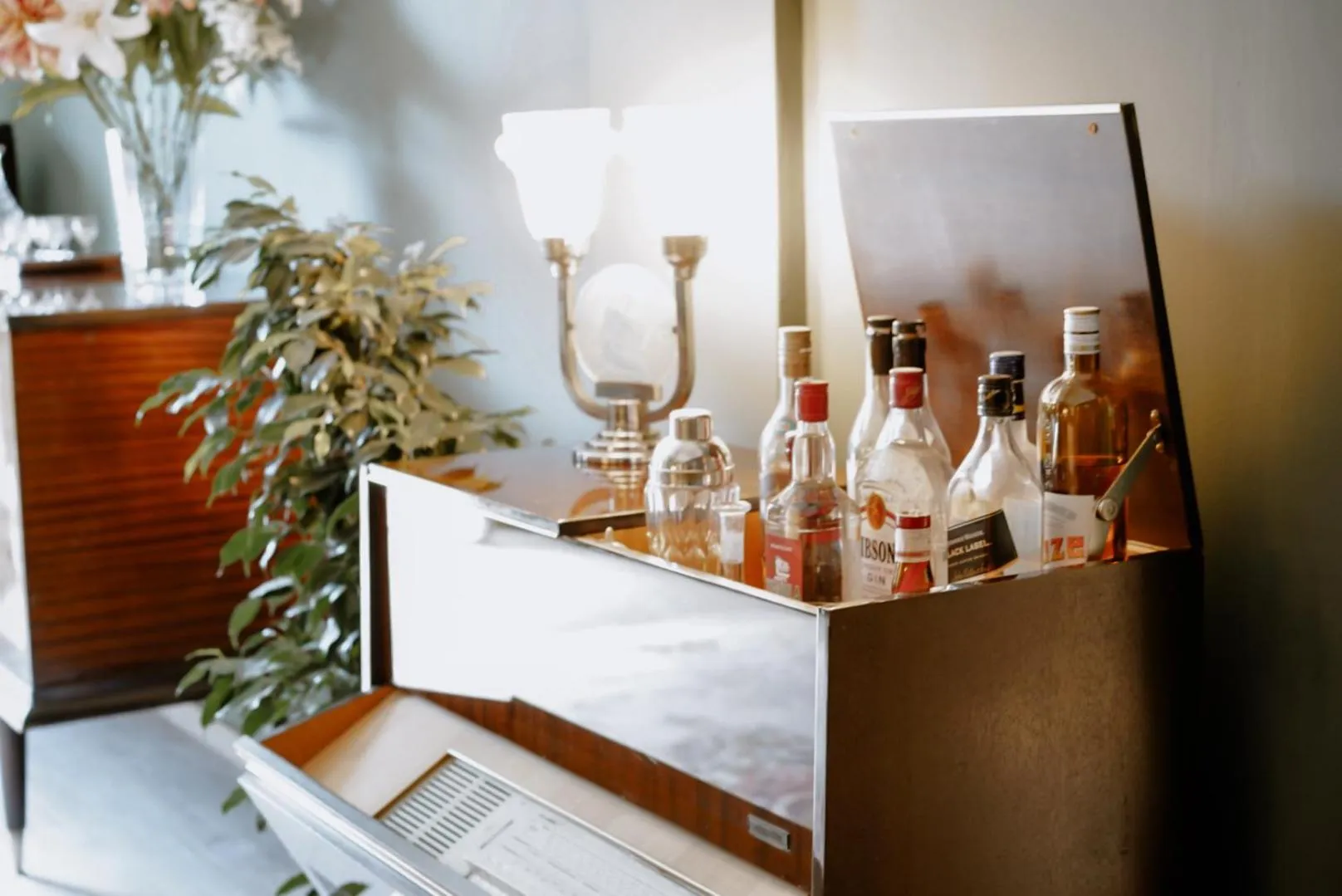 Food and drinks in Ideal Sejour Cannes - Hôtel de Charme