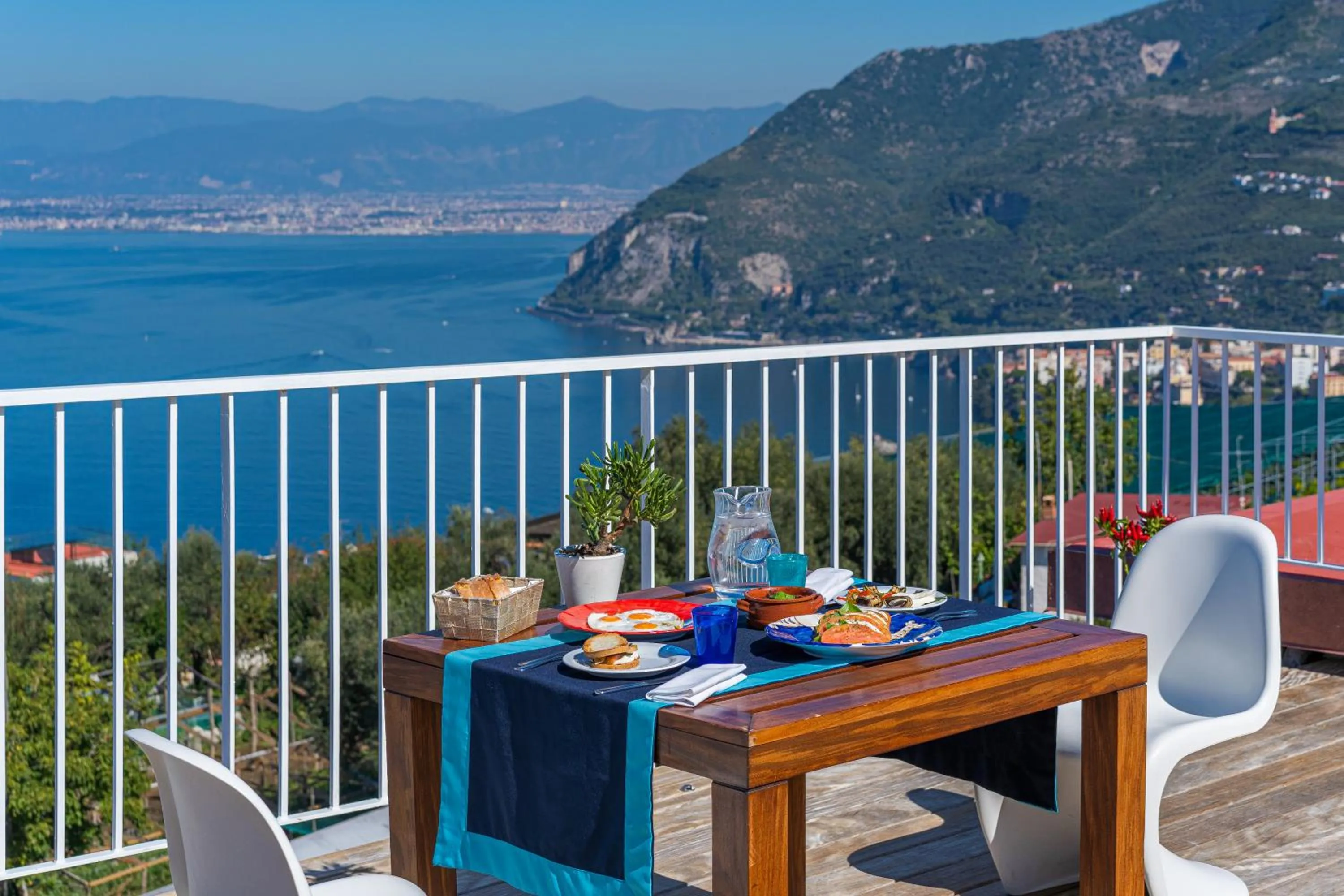 Balcony/Terrace in Maison Montechiaro