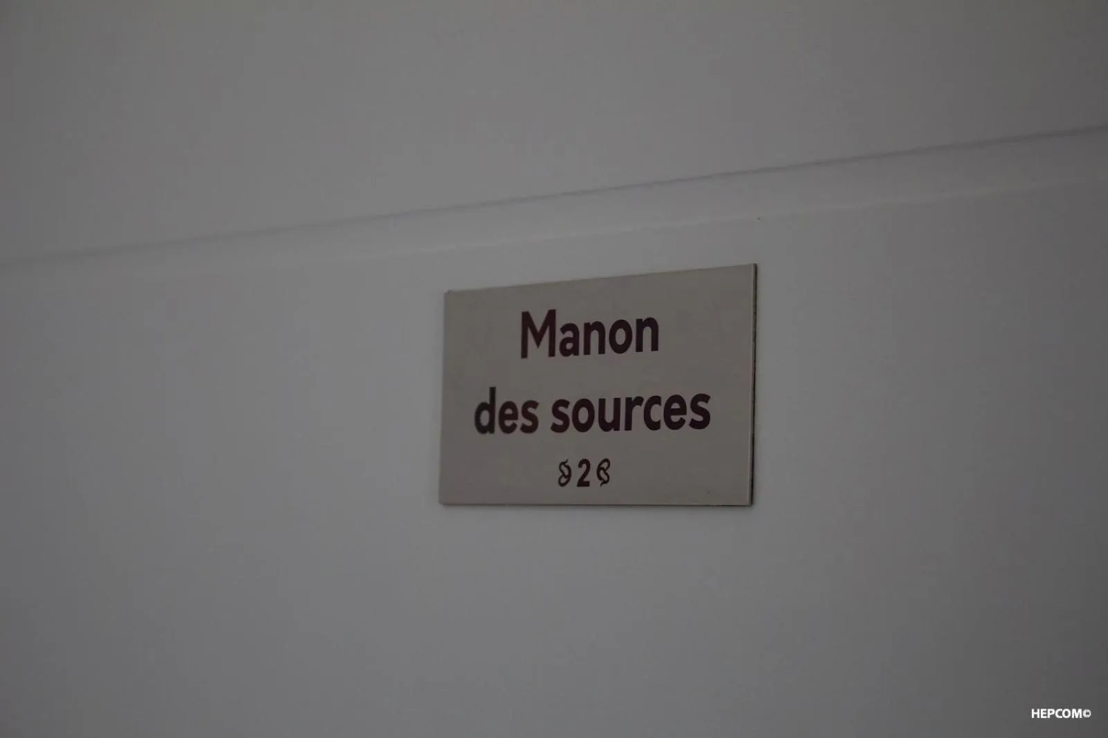 Decorative detail in BASTIDE 9