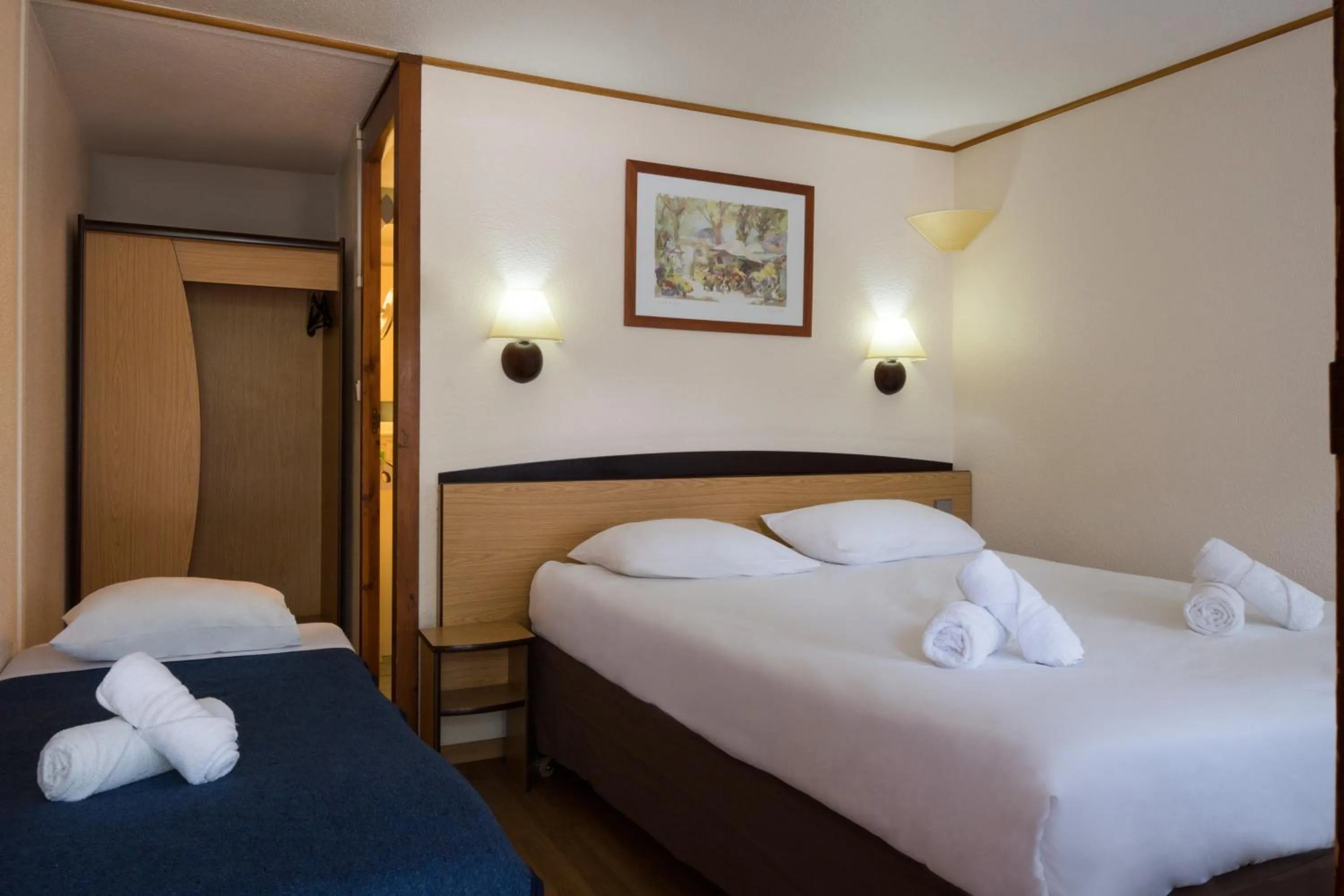 Bed in The Originals Access, Hôtel Foix