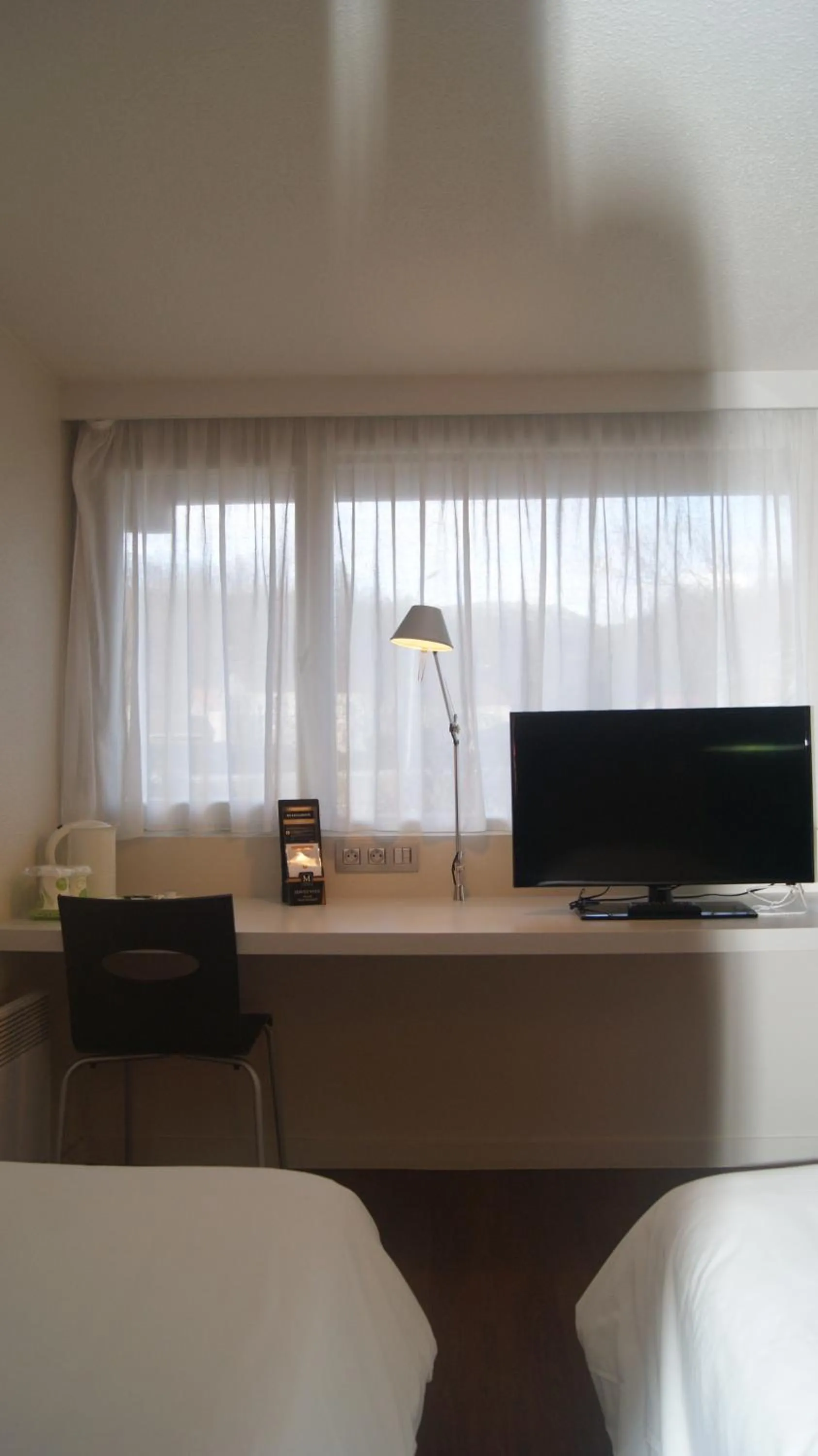 Bedroom, Bed in The Originals Access, Hôtel Foix