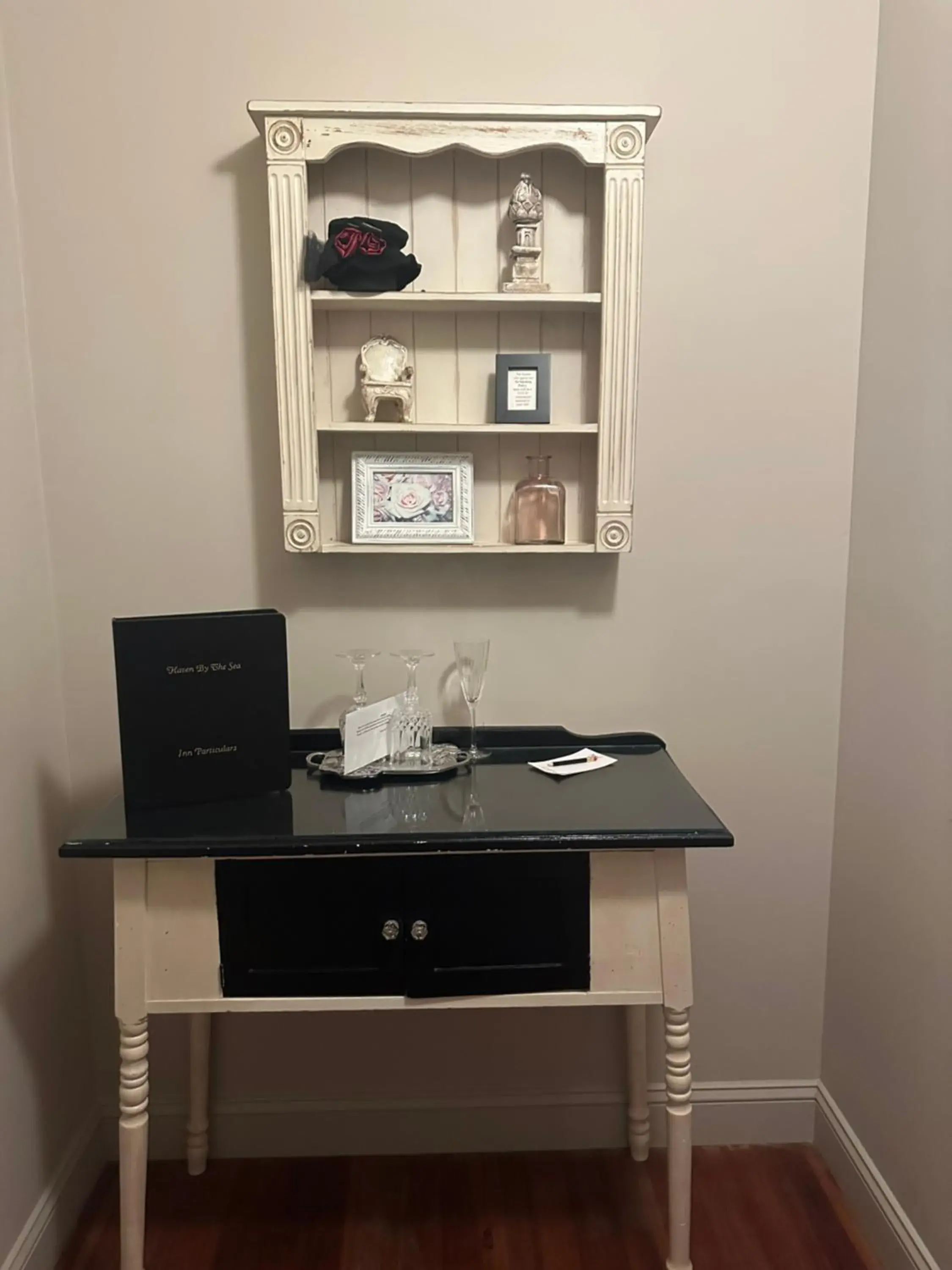 Deluxe King Room in Haven By The Sea B&B Deluxe King Room in Haven By The Sea B&B