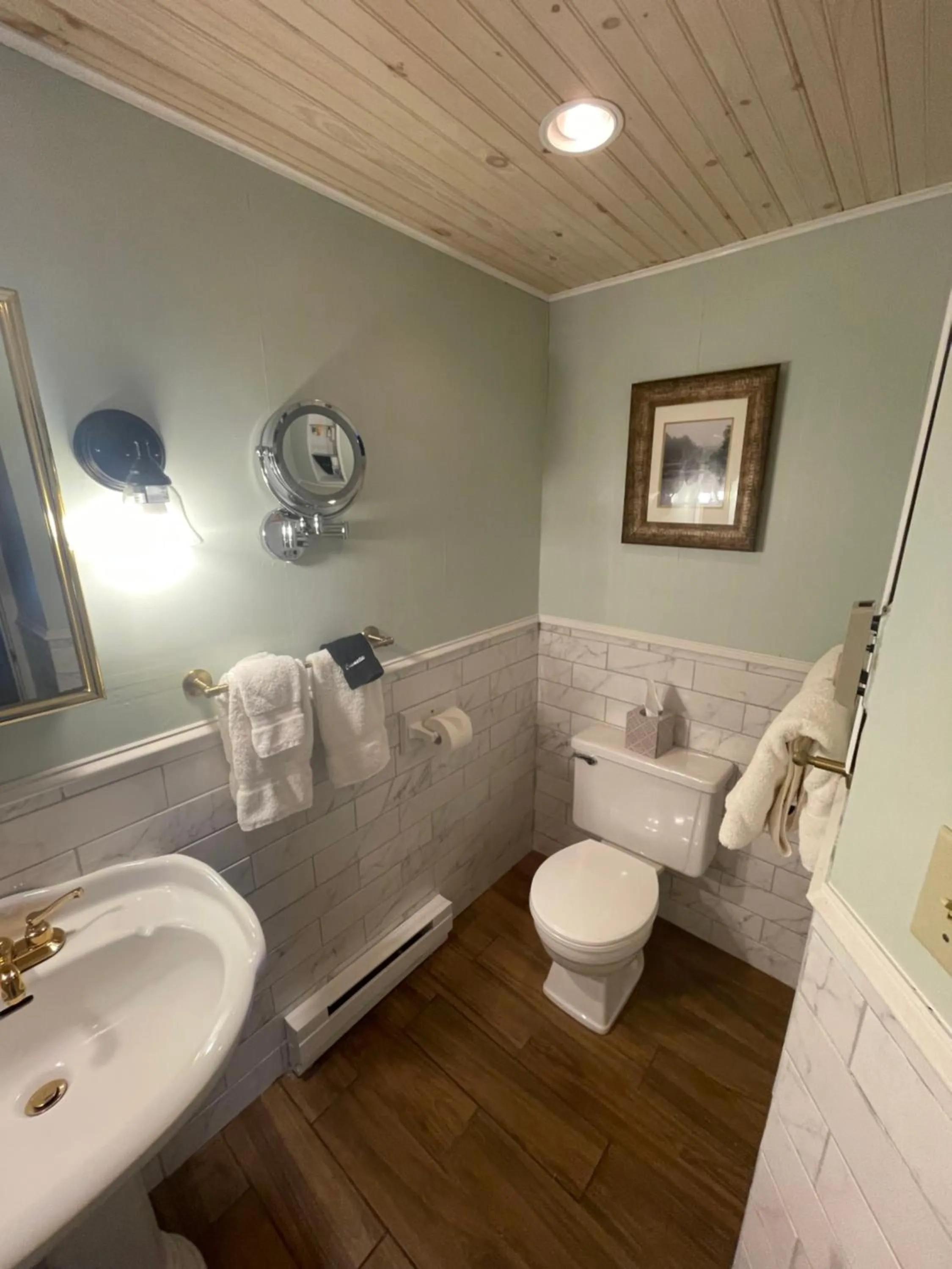 1802 House Bed & Breakfast