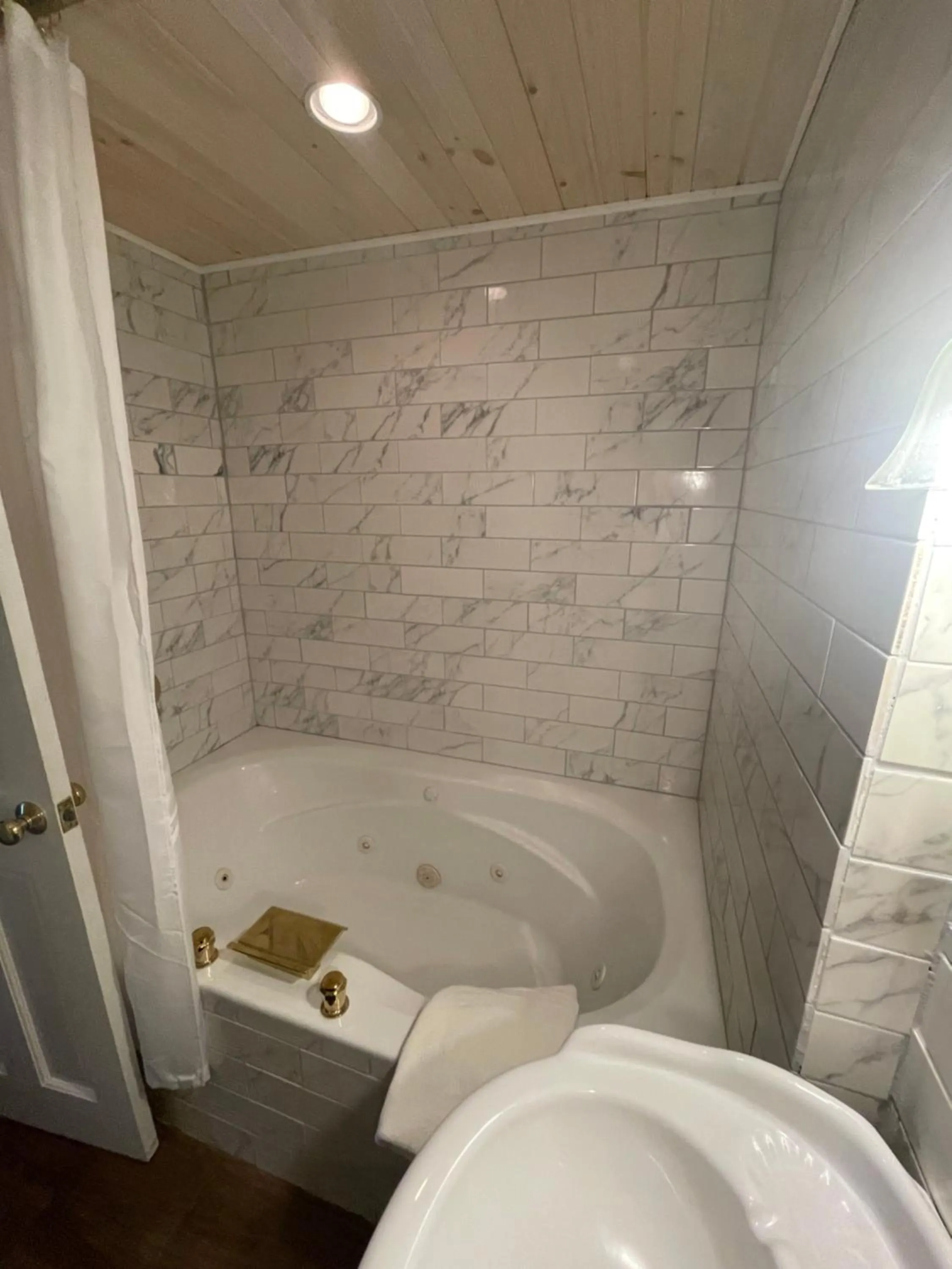 1802 House Bed & Breakfast