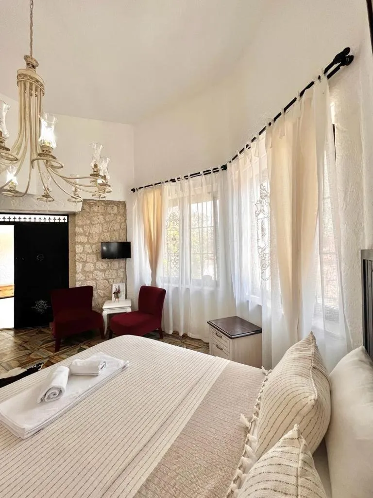 Alaçatı Albatross Hotel