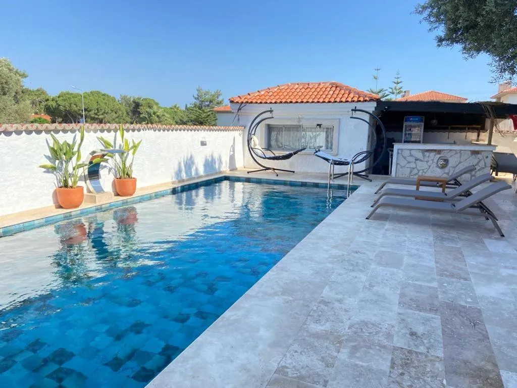 Alaçatı Albatross Hotel