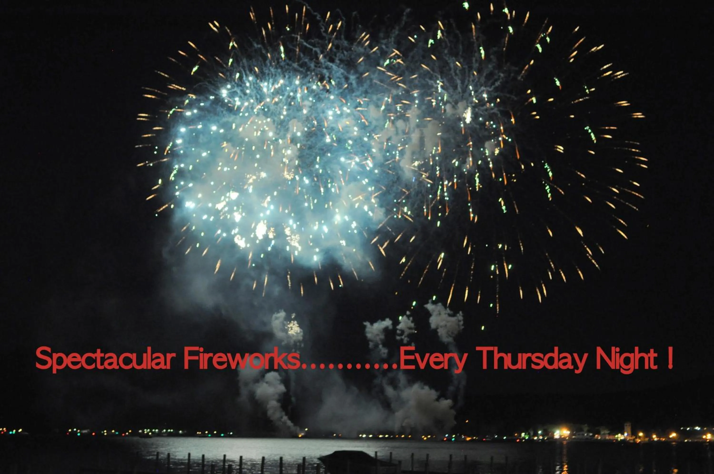 Entertainment in Scotty's Lakeside Resort