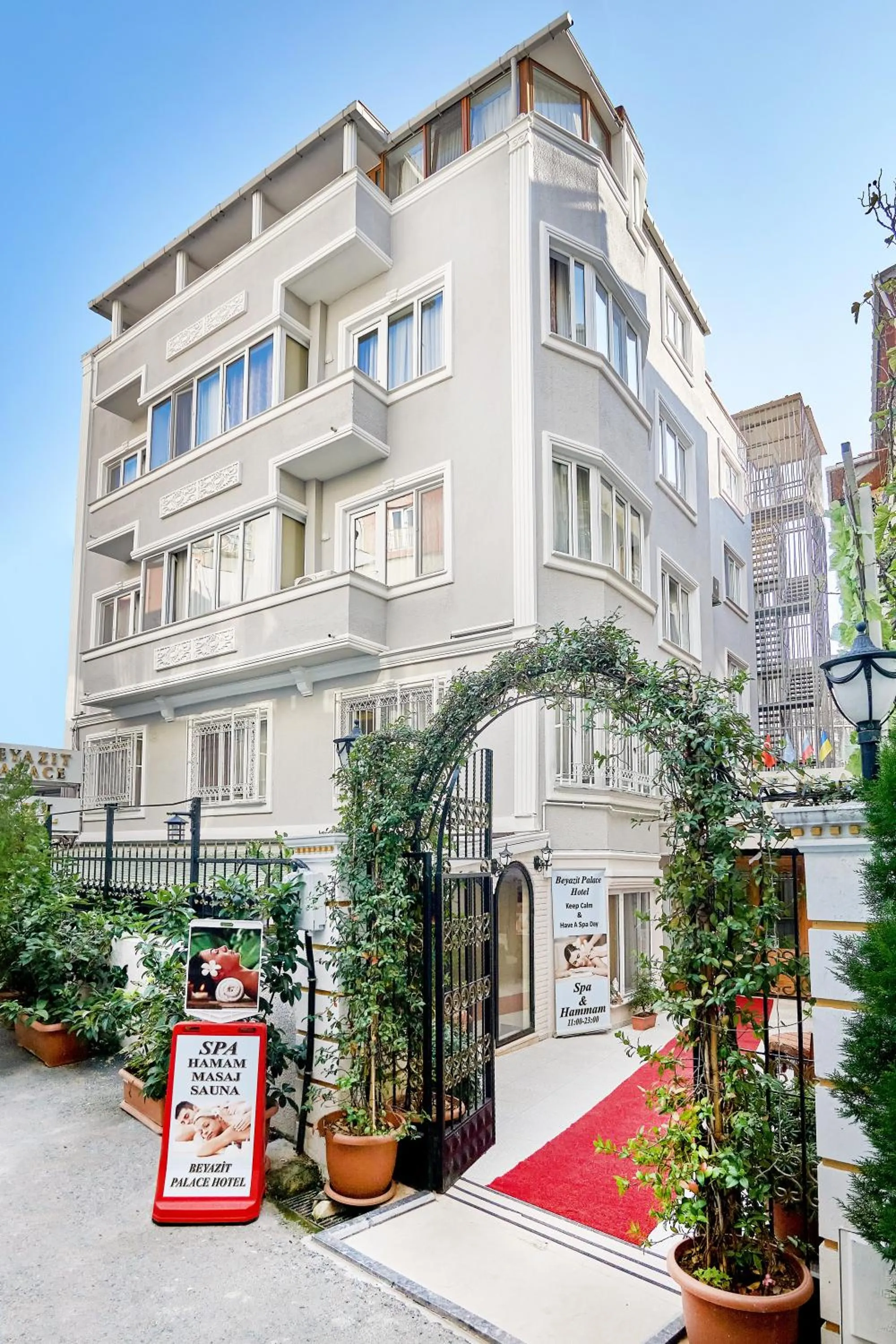 Property building in Beyazit Palace Hotel